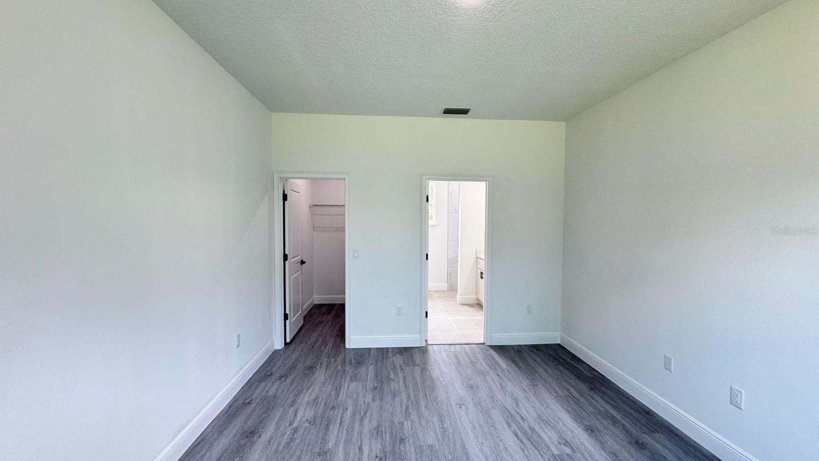 Listing photo id 10 for 9278 Satinwood Terrace