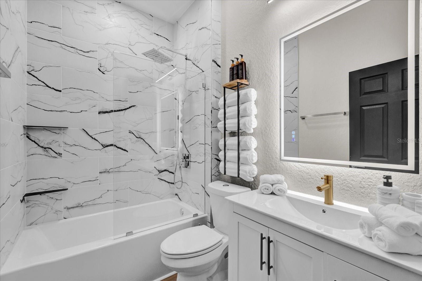 Image 17 of 34 For 2782 Roccella Court