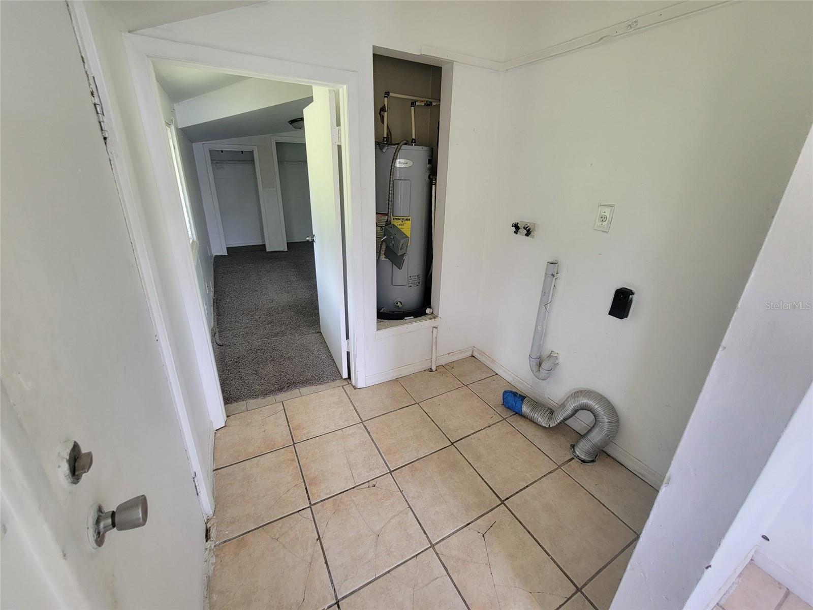 Image 7 of 14 For 702 22nd Street