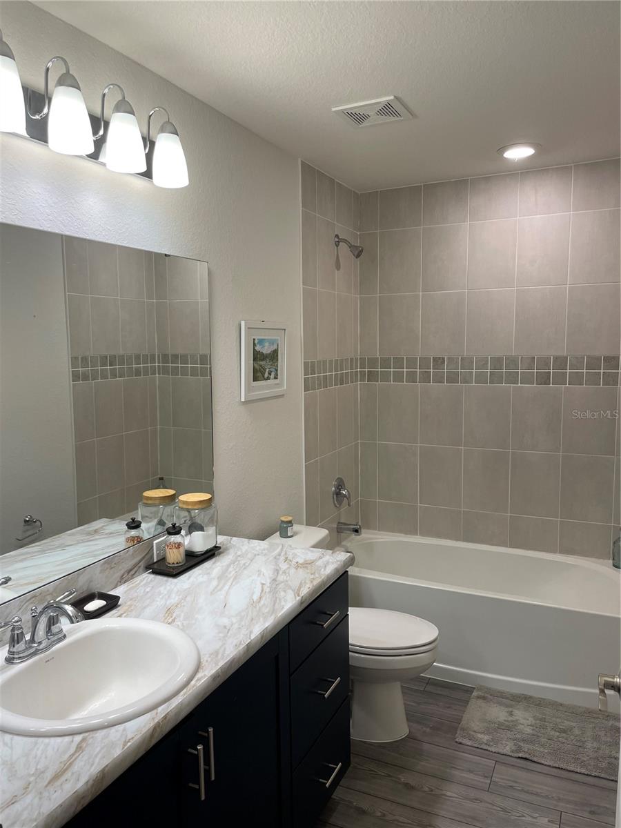 Image 18 of 25 For 1102 Tropea Lane