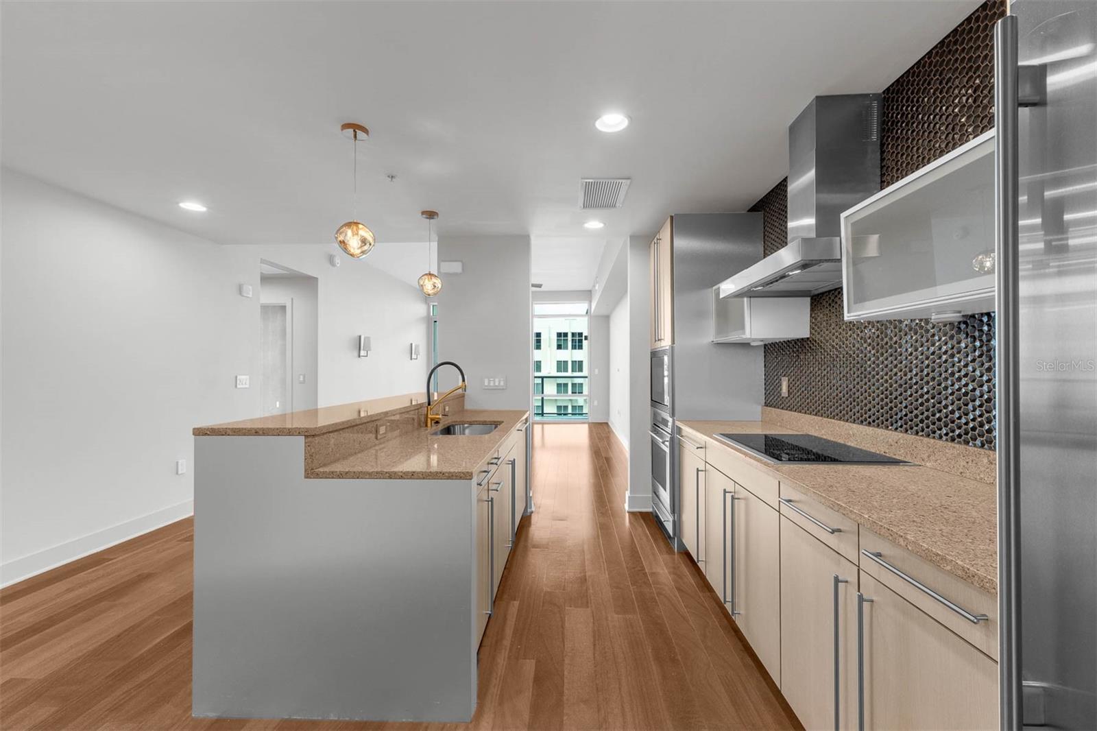 Image 11 of 46 For 260 Osceola Avenue 607