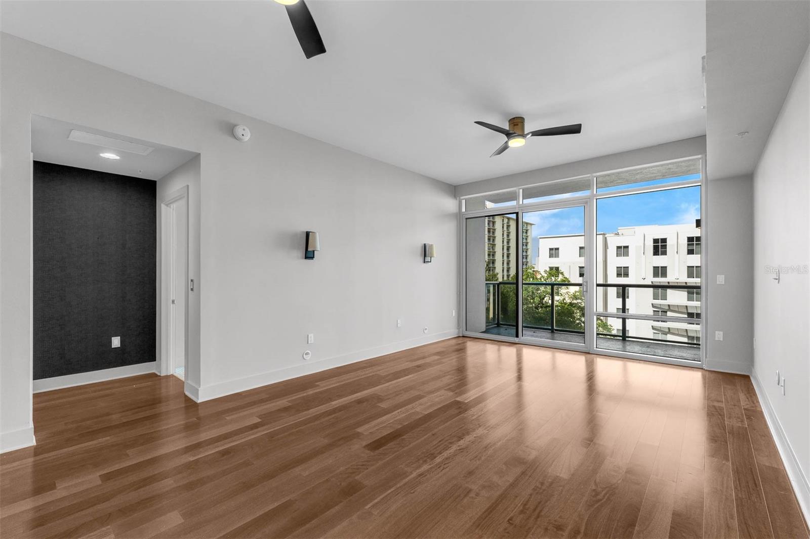 Image 15 of 46 For 260 Osceola Avenue 607