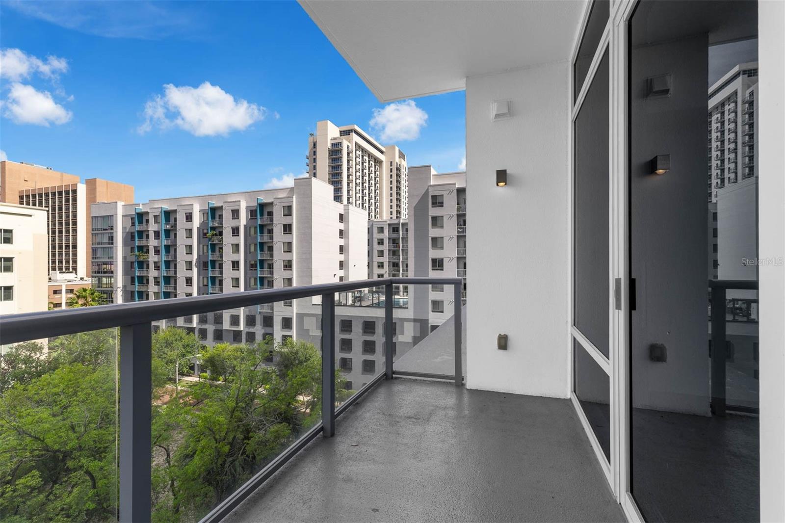 Image 33 of 46 For 260 Osceola Avenue 607