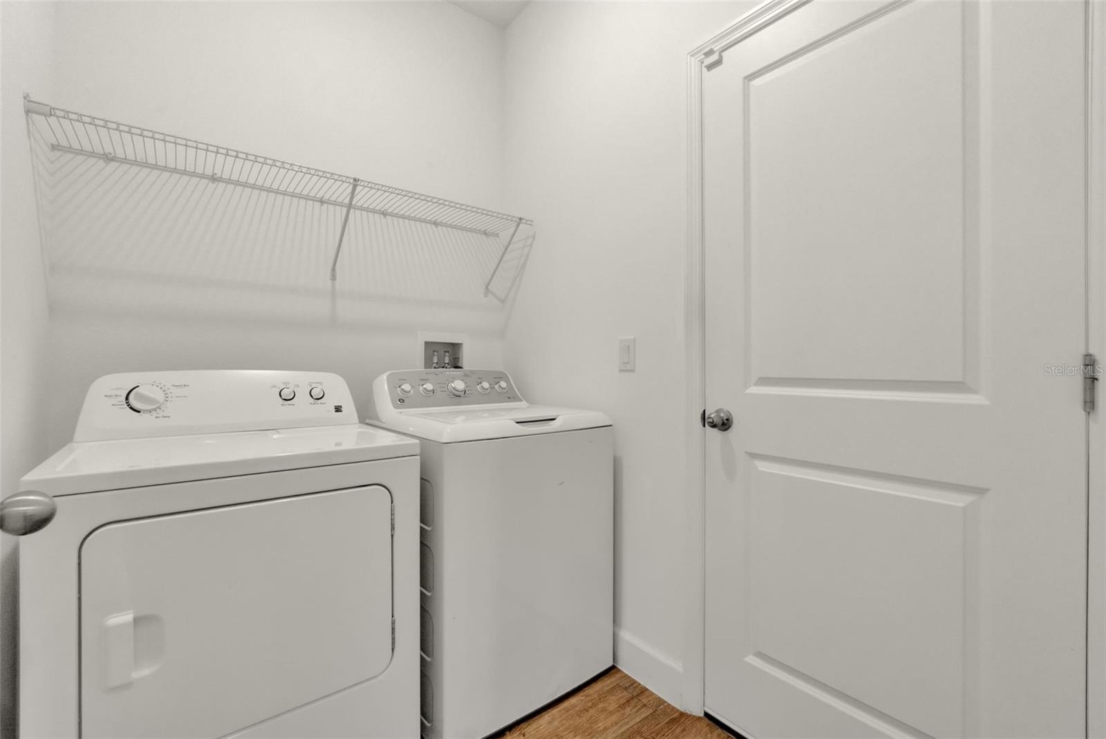 Image 21 of 36 For 437 Cinnamon Drive