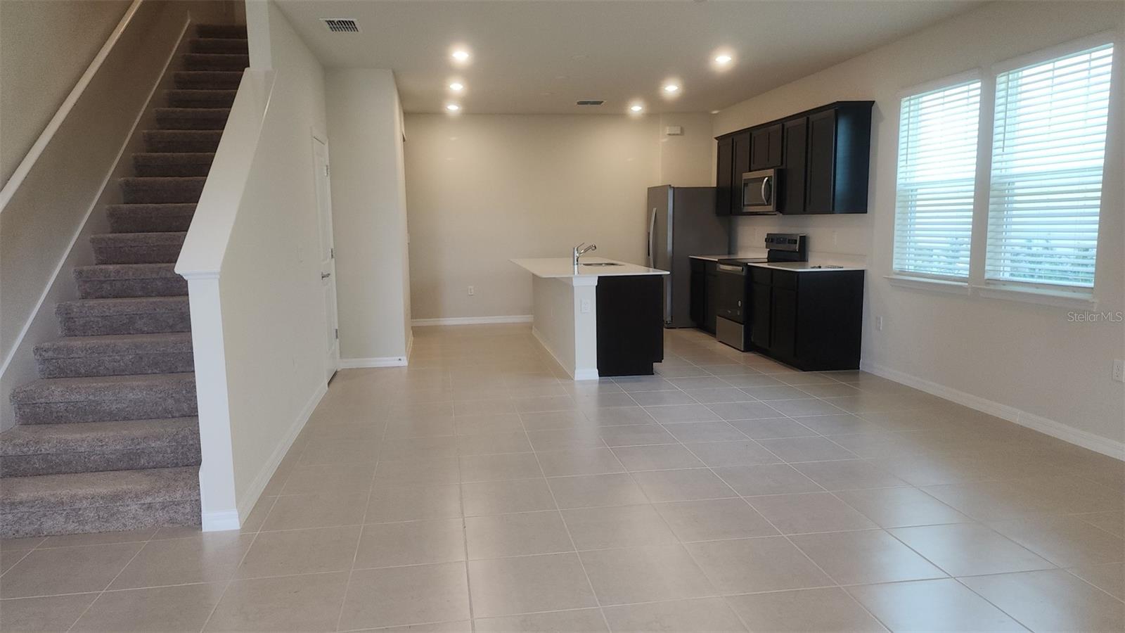 Image 3 of 47 For 6388 Tabebuia Parkway