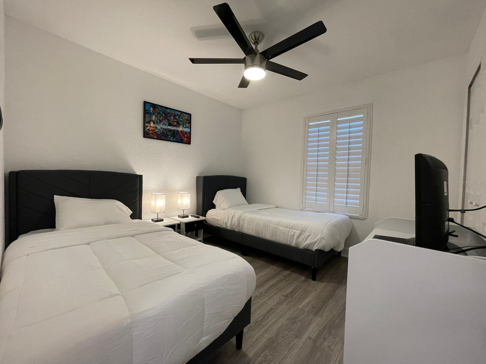 Image 10 of 23 For 3438 Calabria Avenue 3438