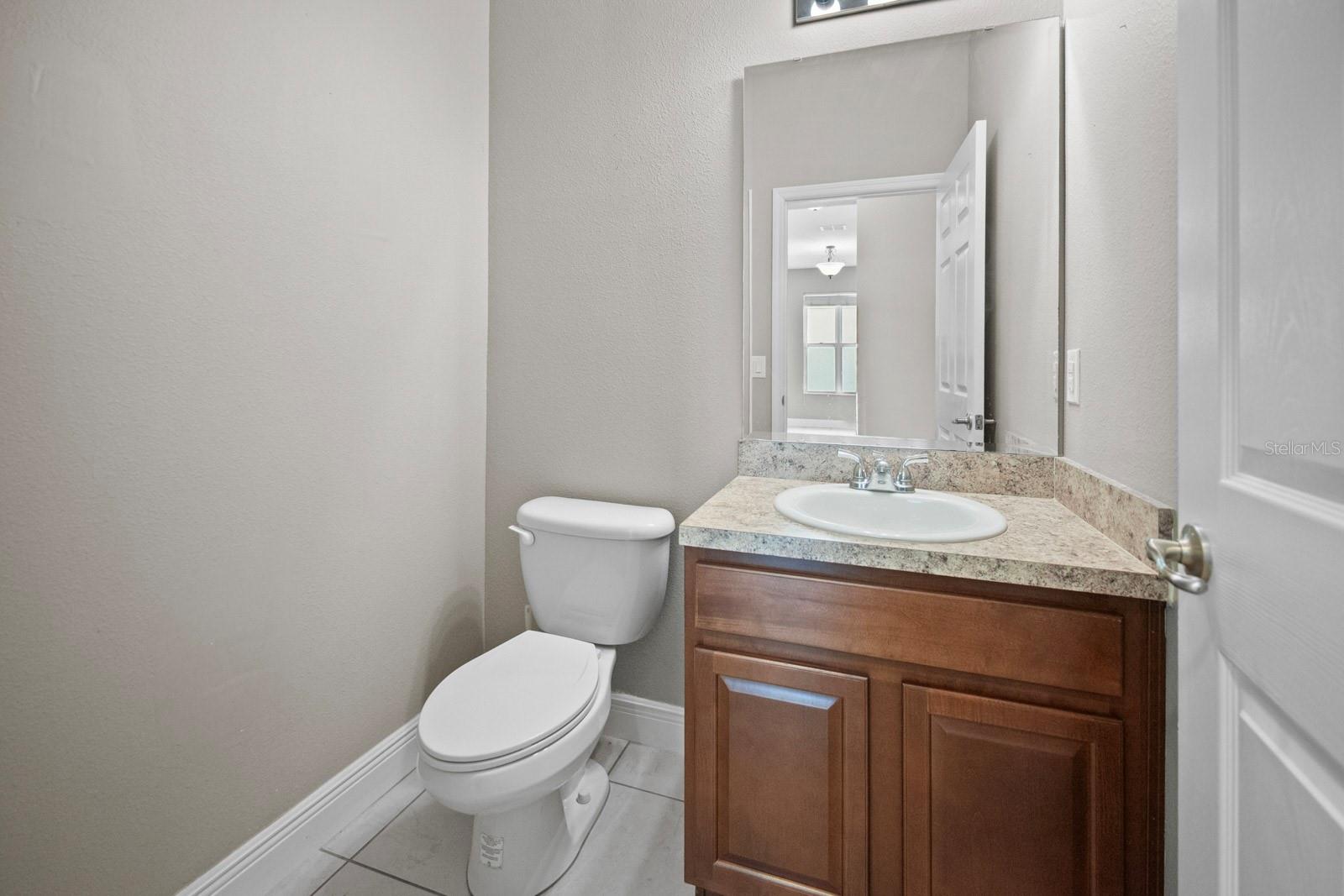 Image 13 of 72 For 1073 Vinsetta Circle