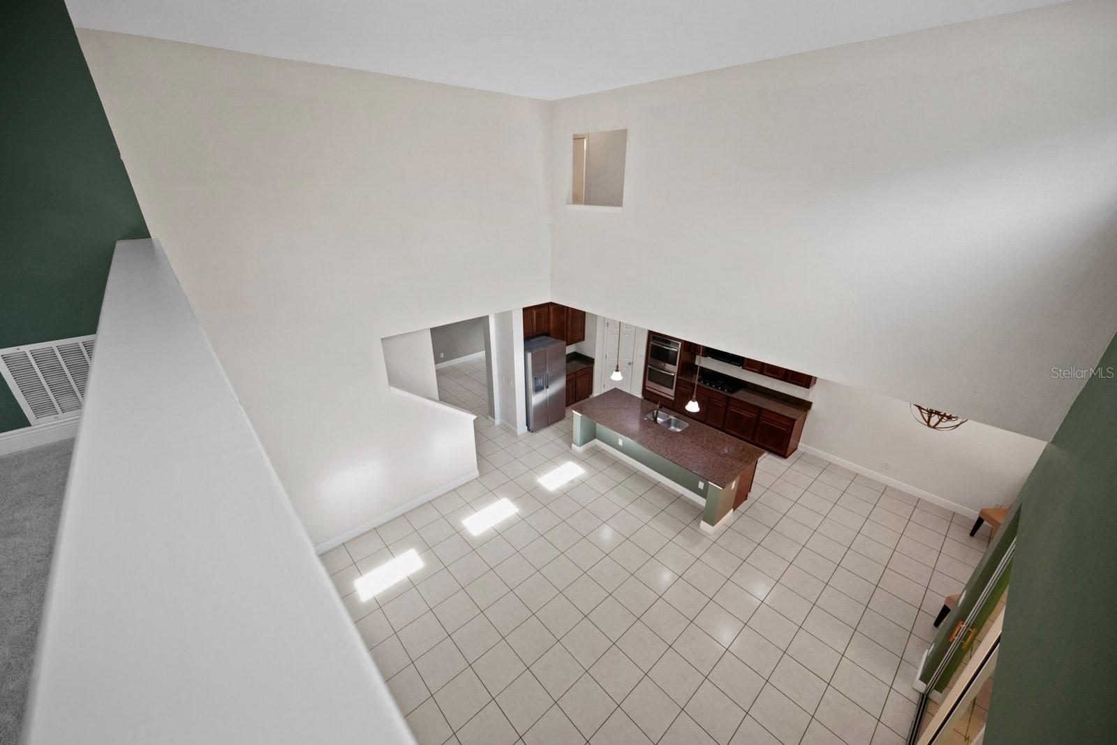 Image 38 of 72 For 1073 Vinsetta Circle