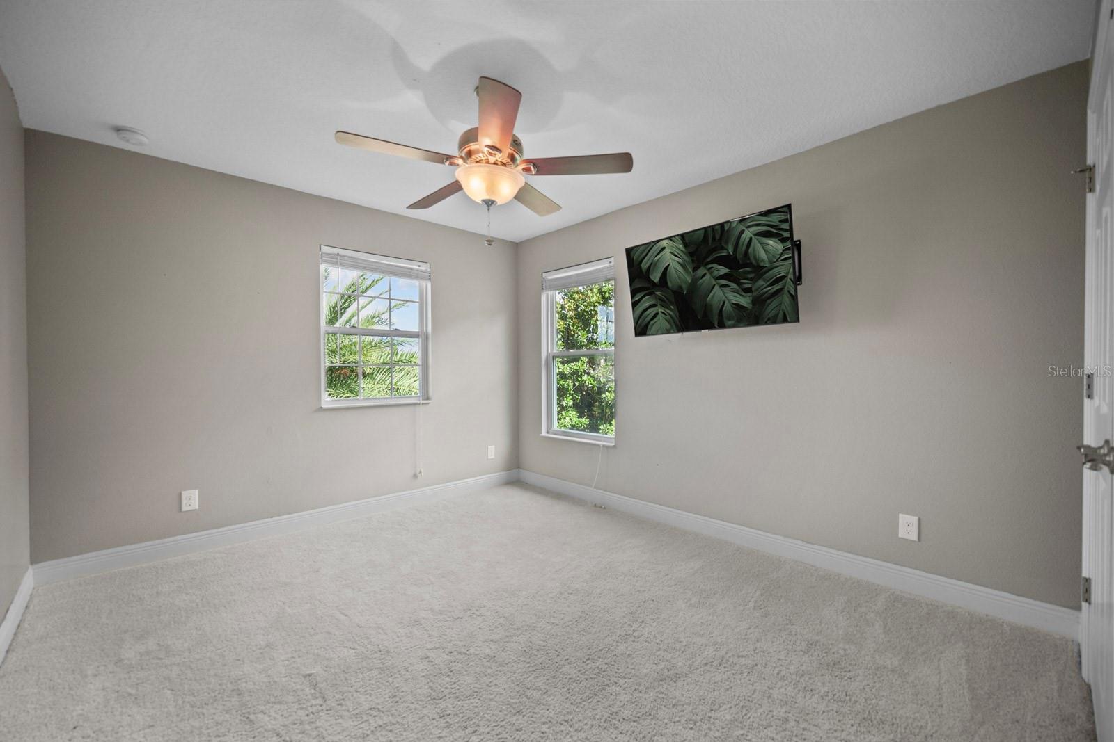 Image 46 of 72 For 1073 Vinsetta Circle