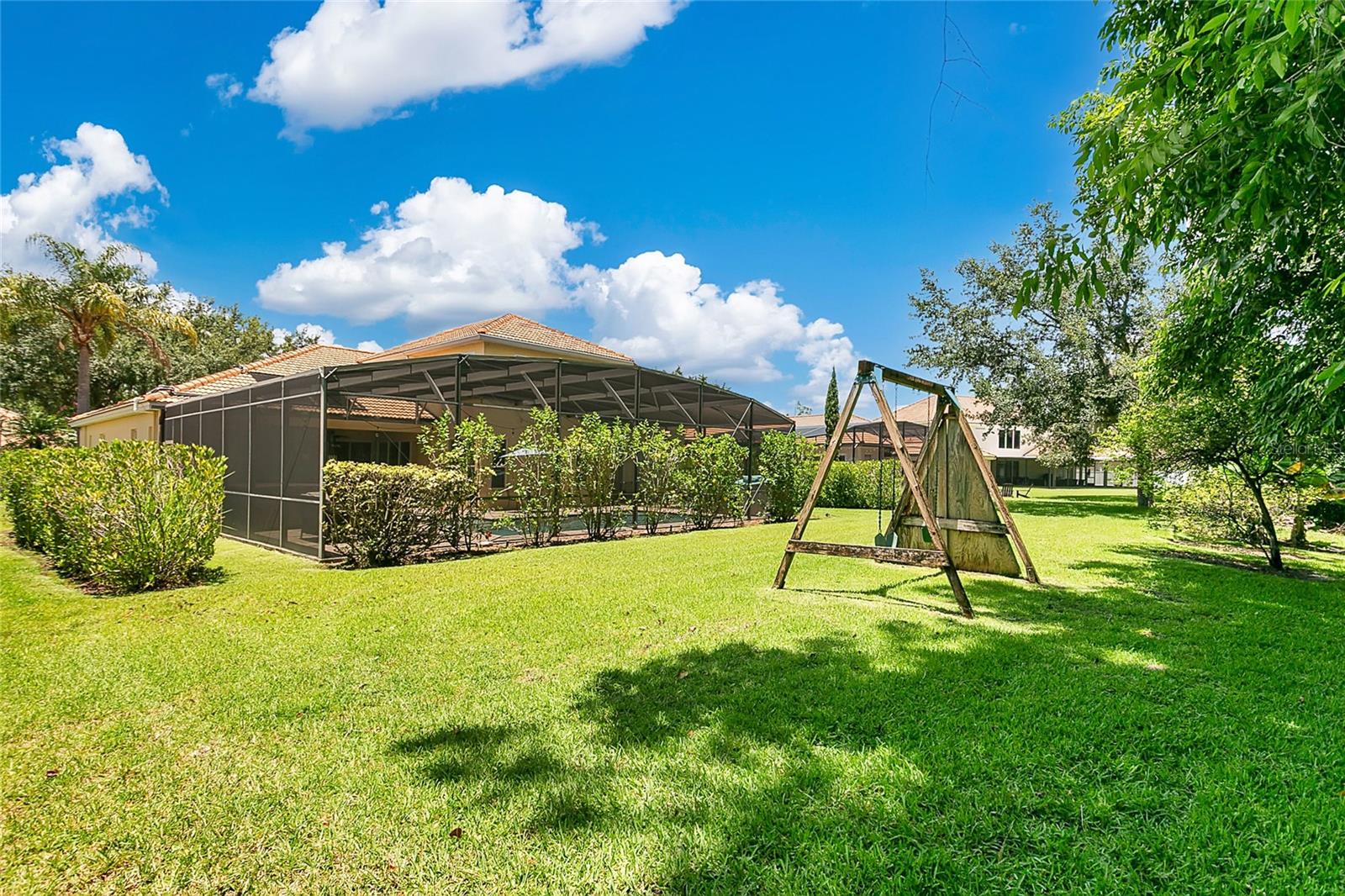 Image 32 of 43 For 11096 Ledgement Lane