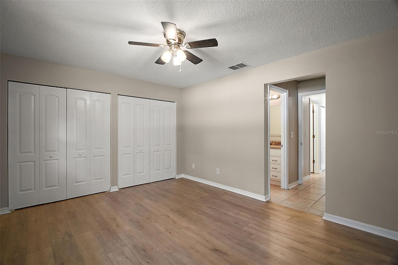 Image 13 of 30 For 500 Shady Nook Dr