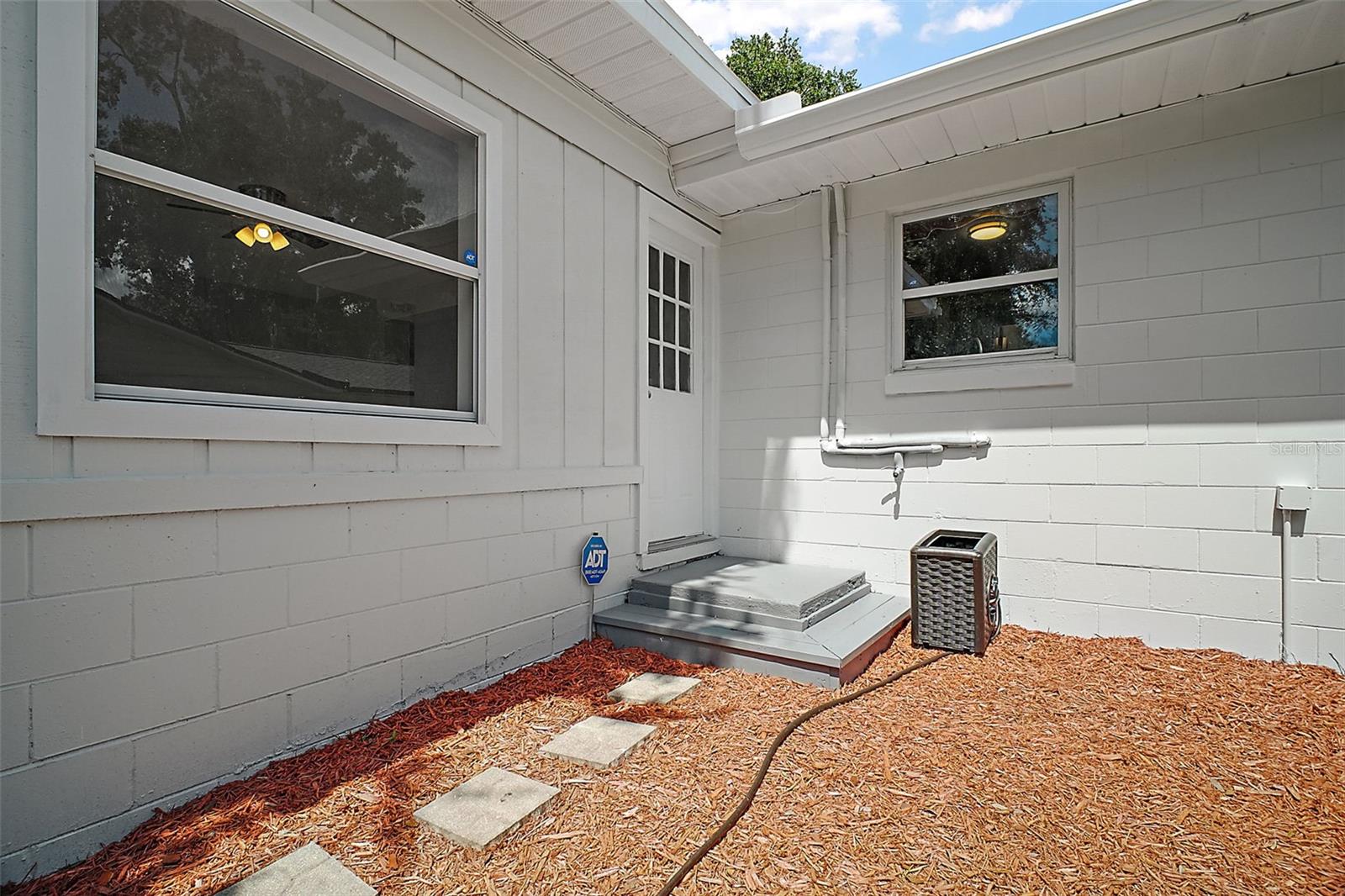 Image 22 of 30 For 500 Shady Nook Dr