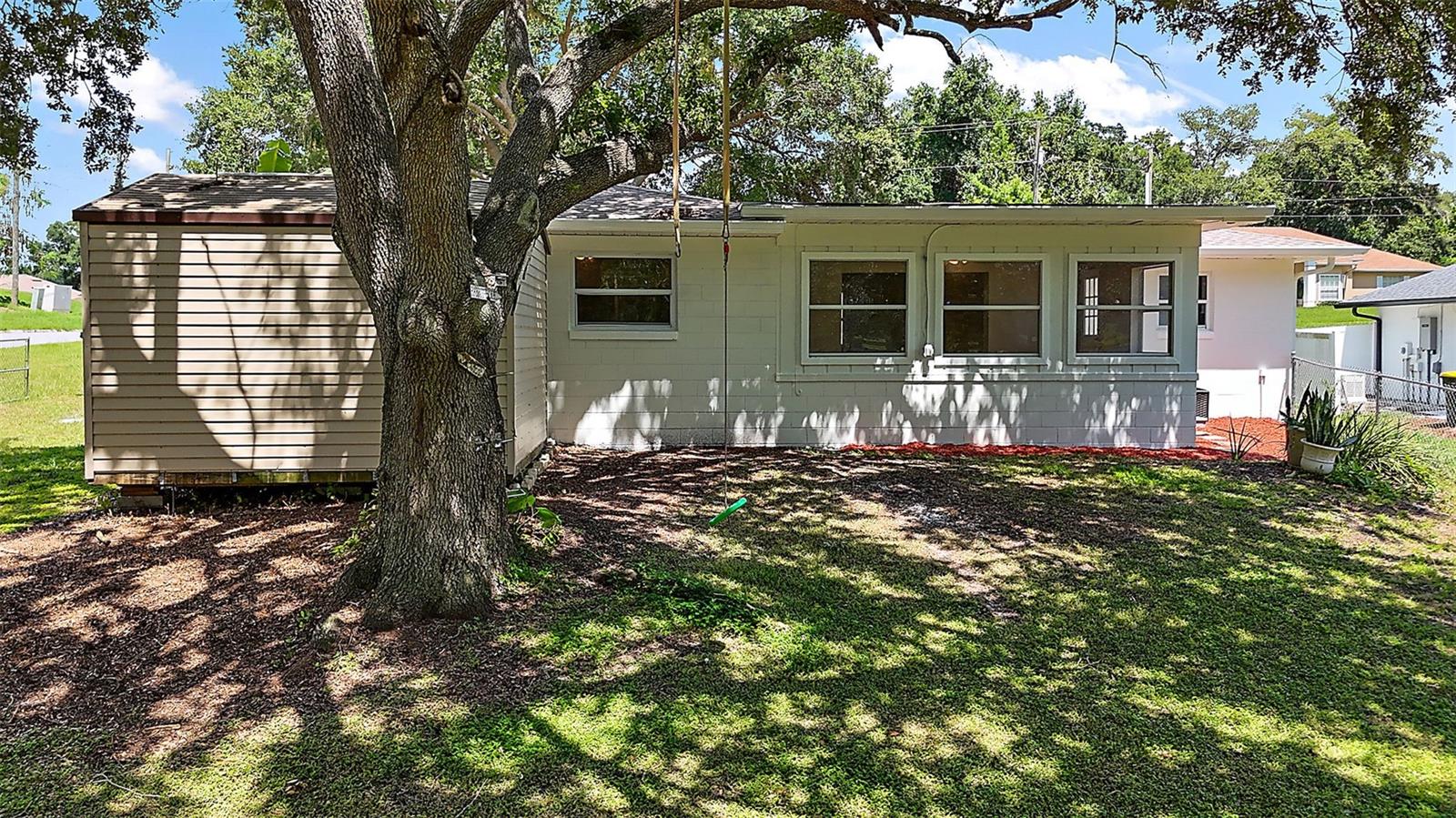 Image 23 of 30 For 500 Shady Nook Dr