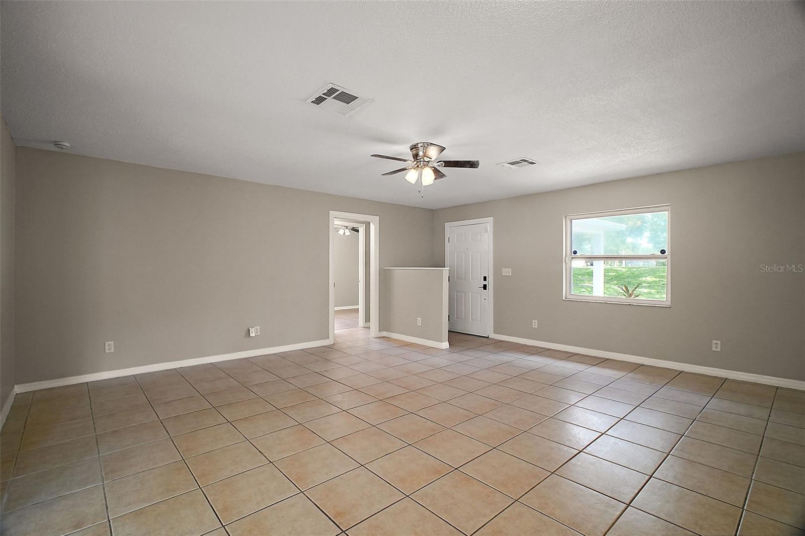 Image 5 of 30 For 500 Shady Nook Dr