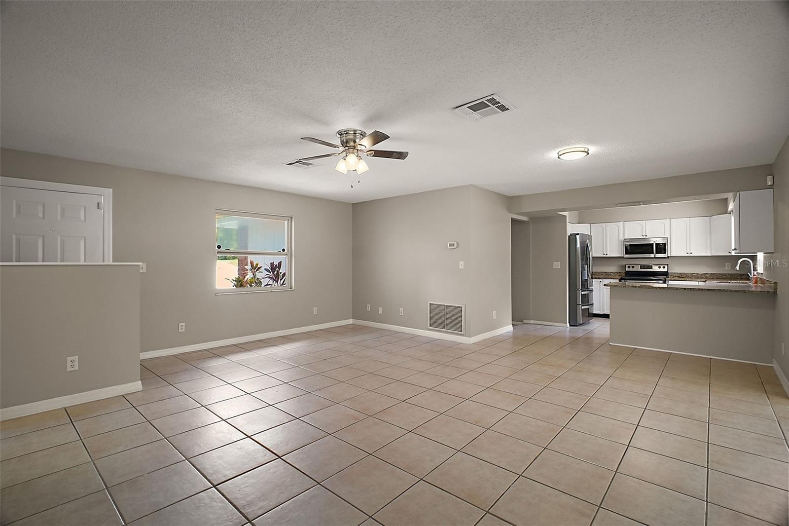 Image 6 of 30 For 500 Shady Nook Dr
