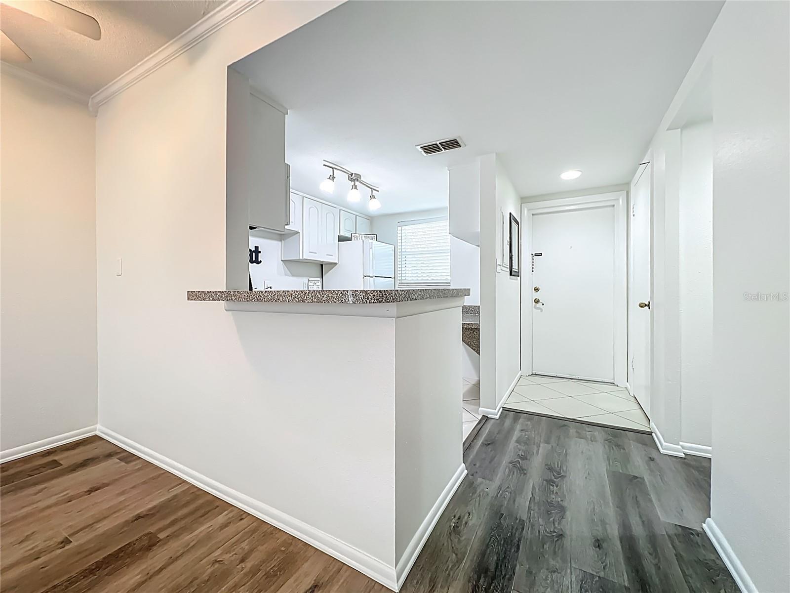 Image 15 of 49 For 1100 Delaney Avenue G12