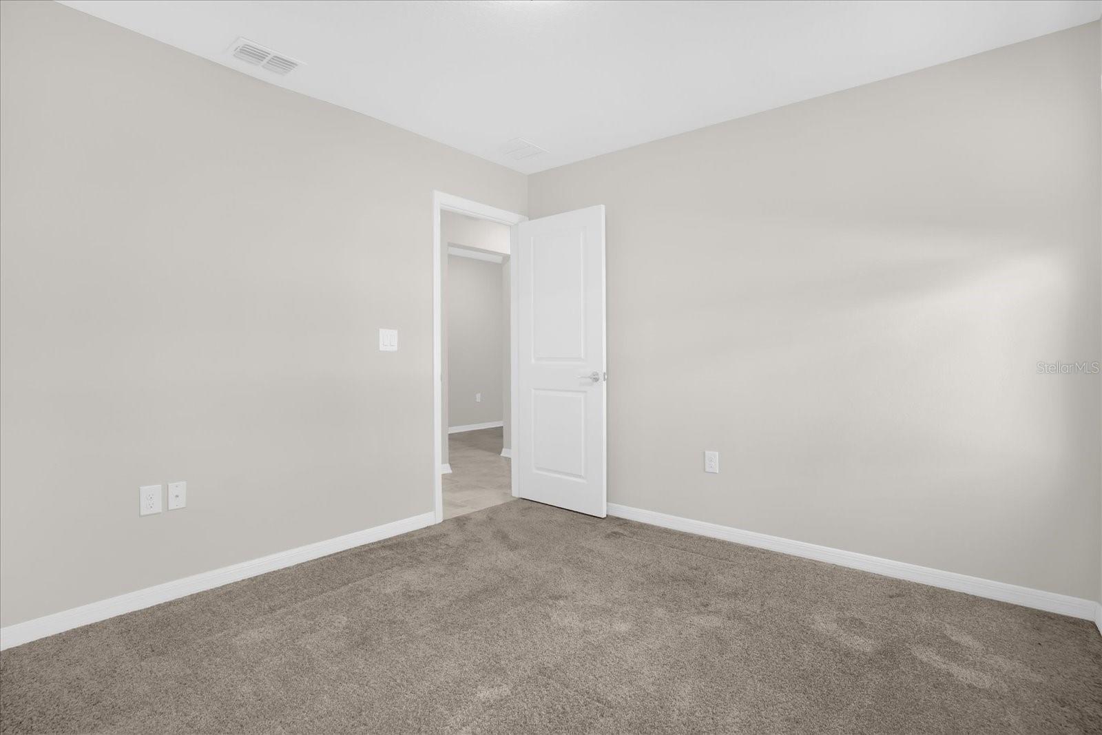 Image 14 of 27 For 5120 Tanzanite Drive