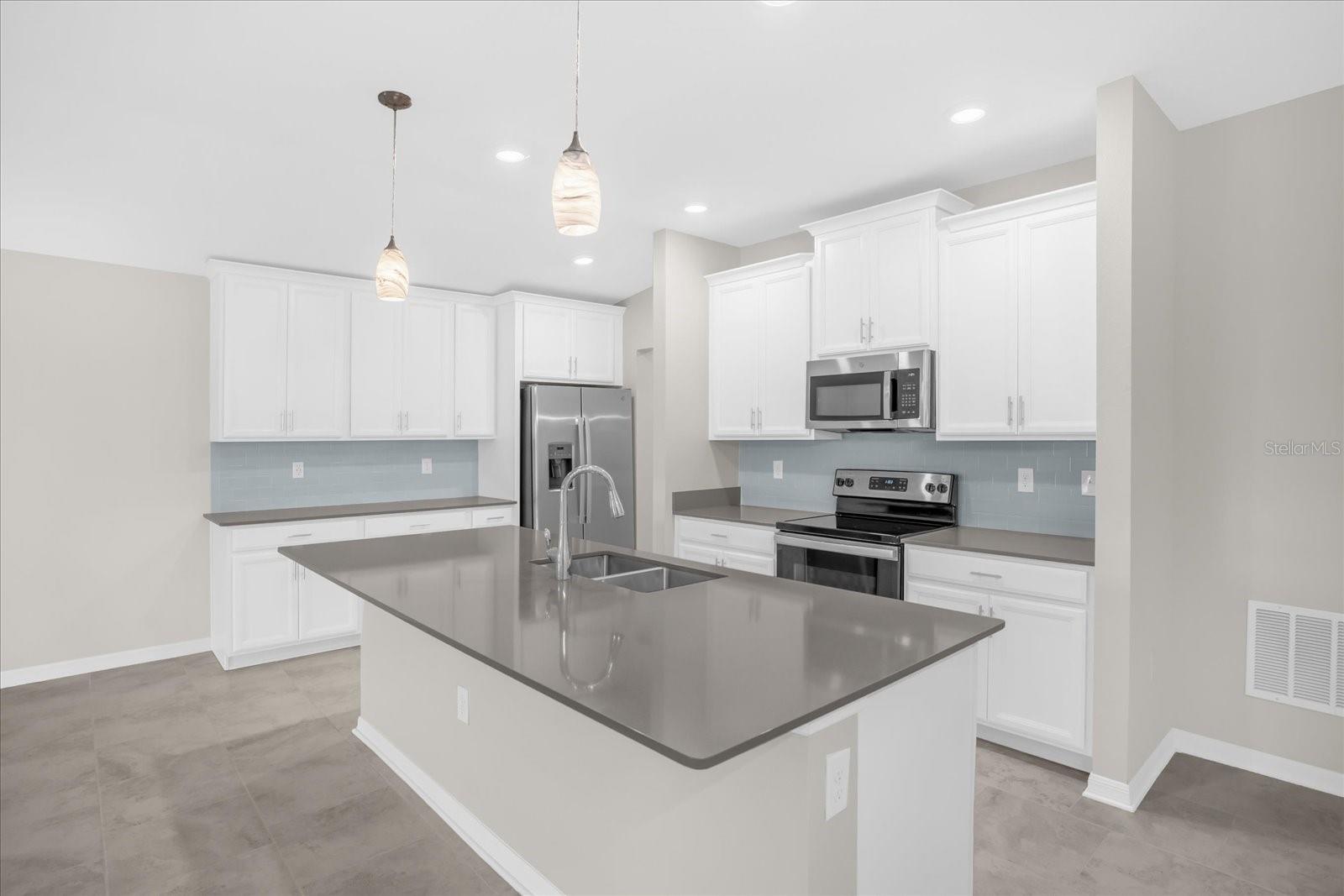 Image 2 of 27 For 5120 Tanzanite Drive