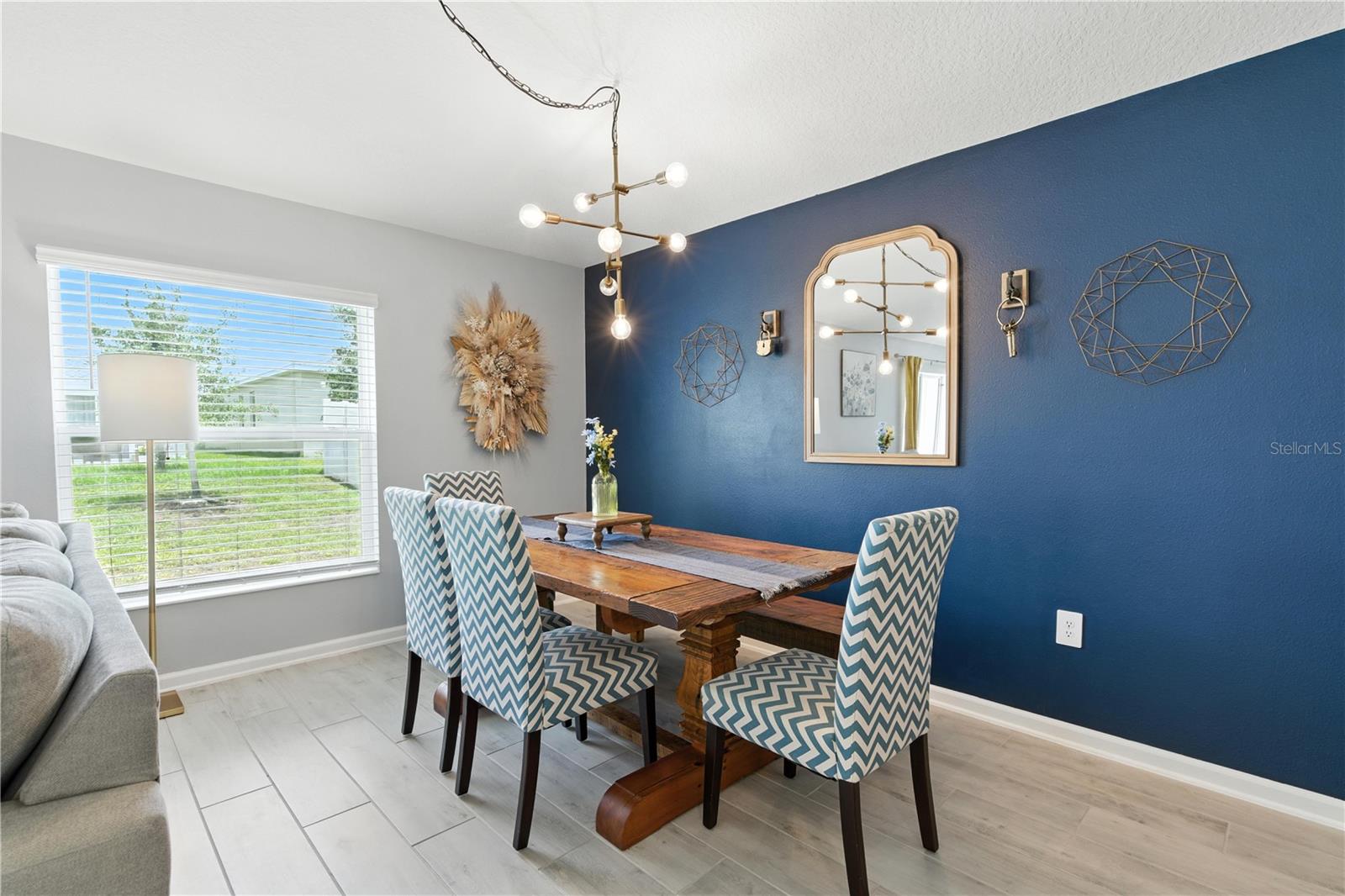 Image 19 of 45 For 2049 Freemark Street