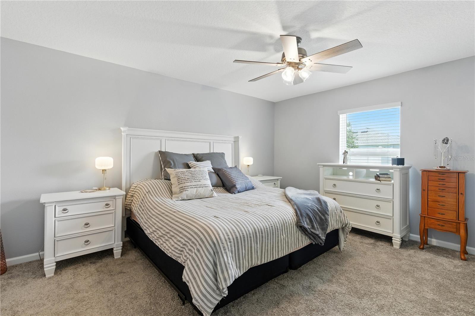 Image 24 of 45 For 2049 Freemark Street