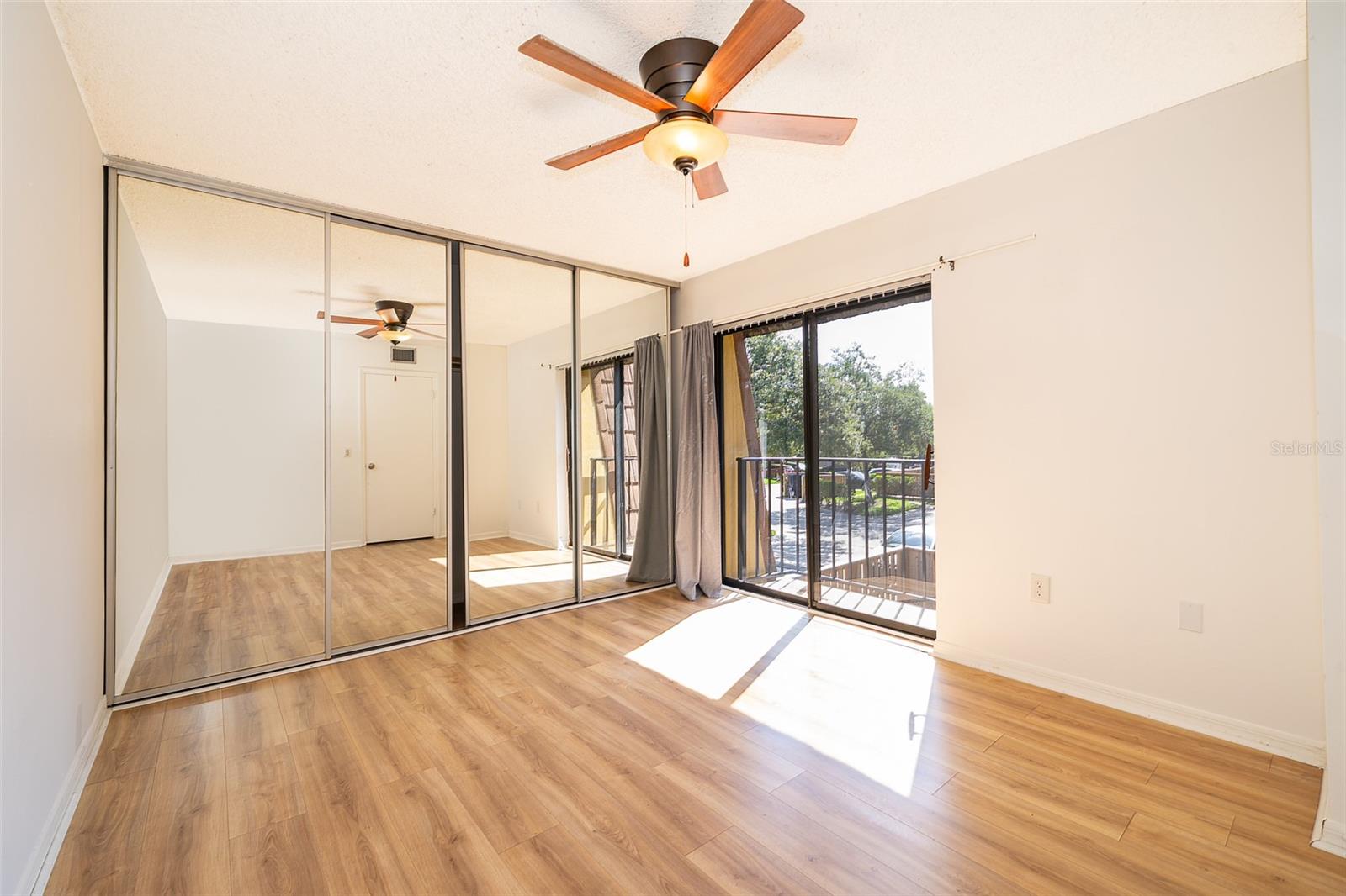 Image 12 of 26 For 5314 Brook Court 205