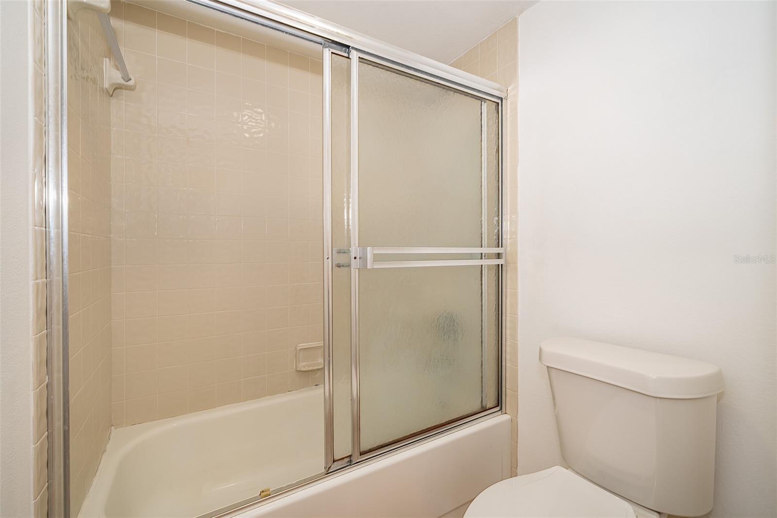 Image 14 of 26 For 5314 Brook Court 205