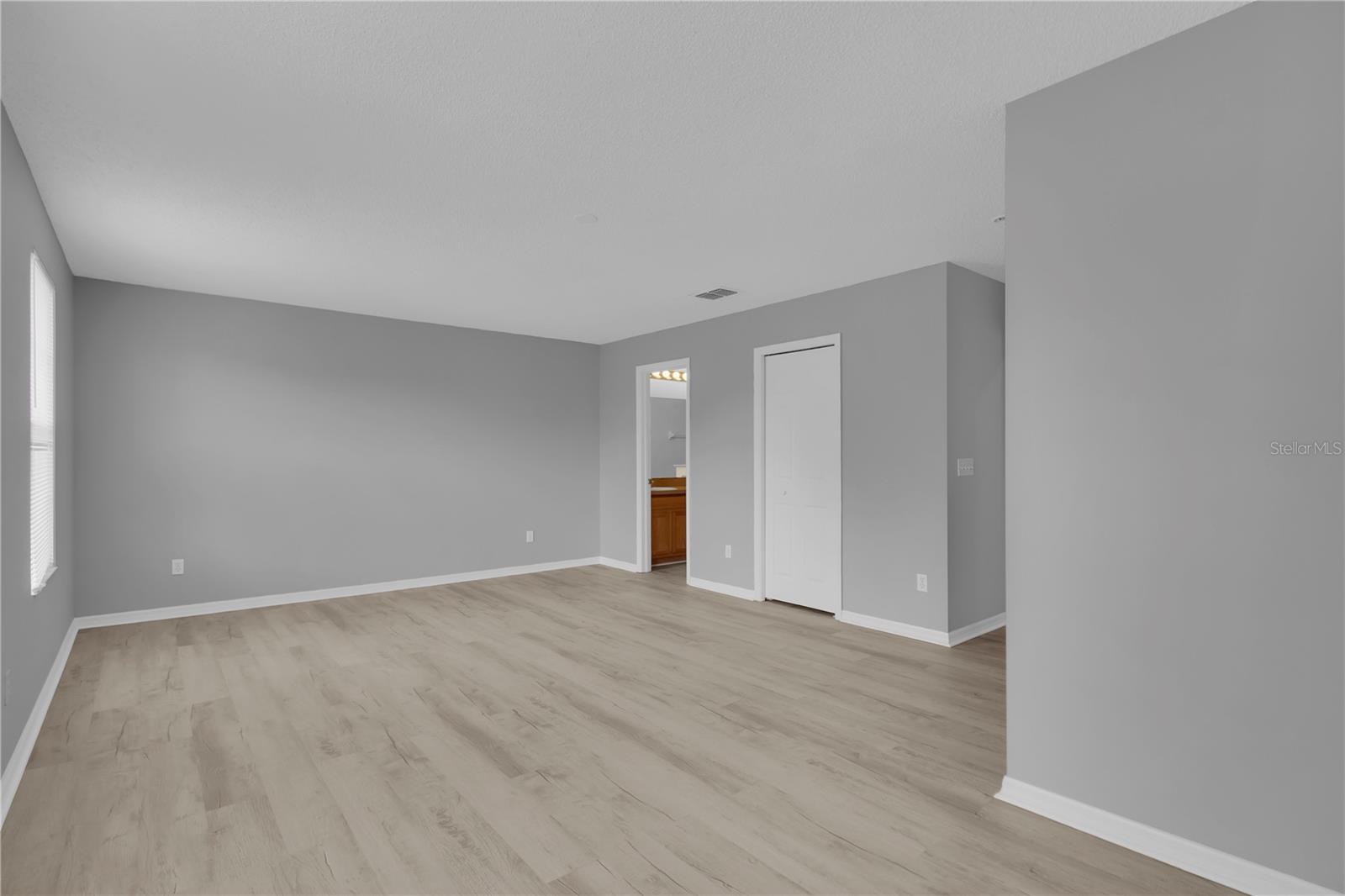 Image 34 of 43 For 12928 Lexington Summit Street