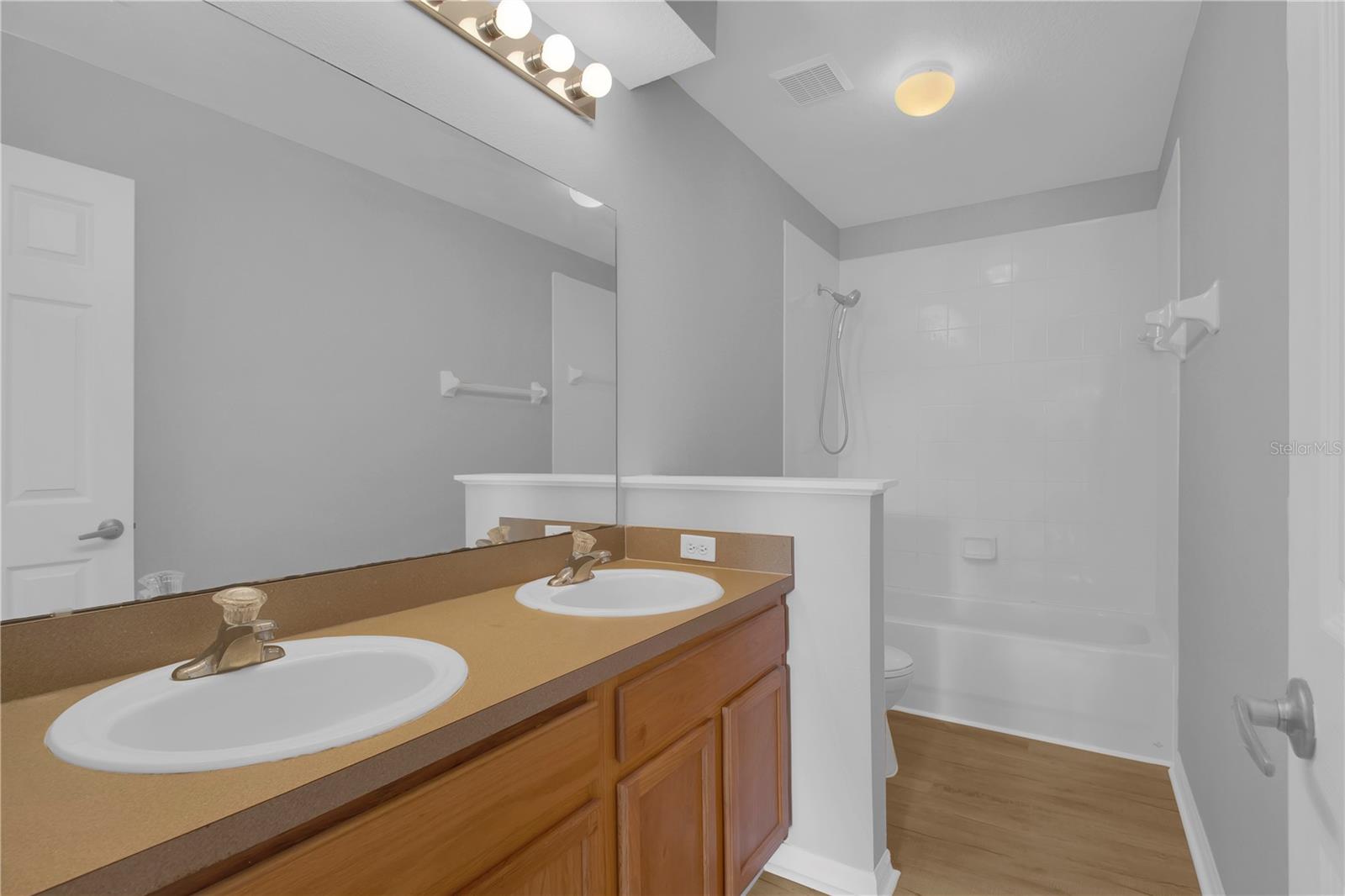 Image 36 of 43 For 12928 Lexington Summit Street