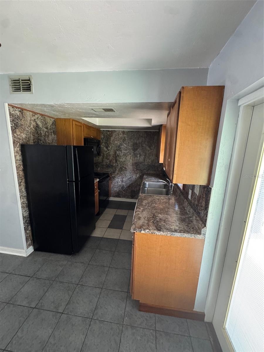 Image 7 of 9 For 6106 11th Place