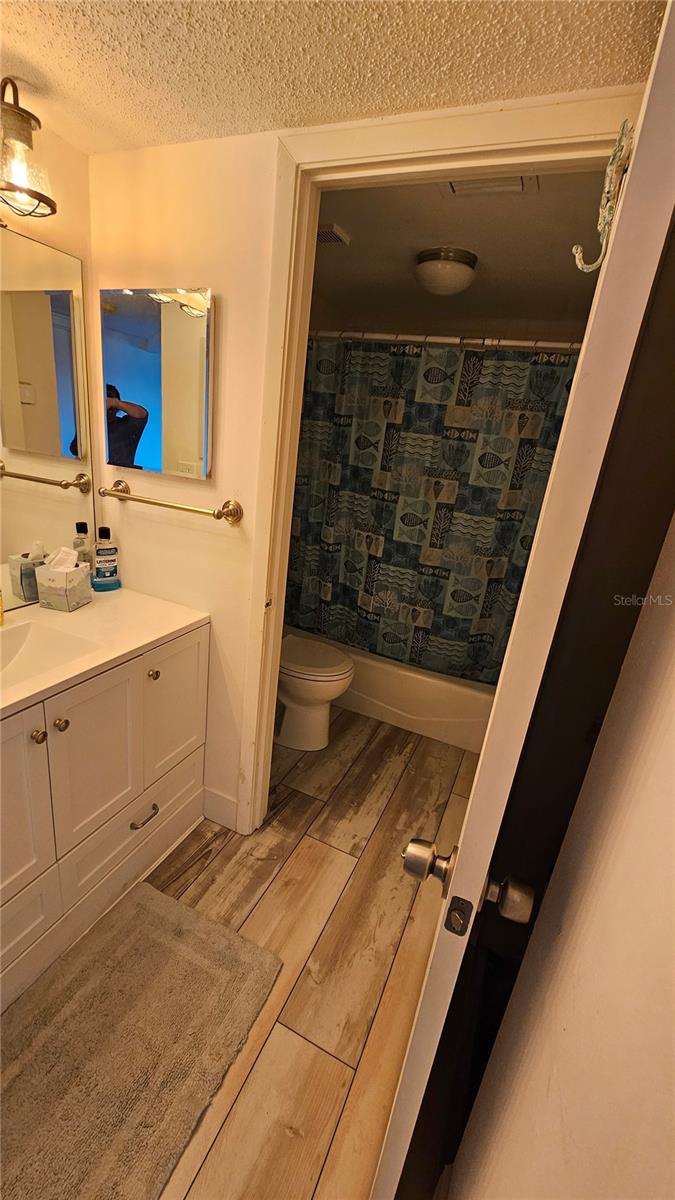 Image 6 of 16 For 4460 Ironwood Circle 503a