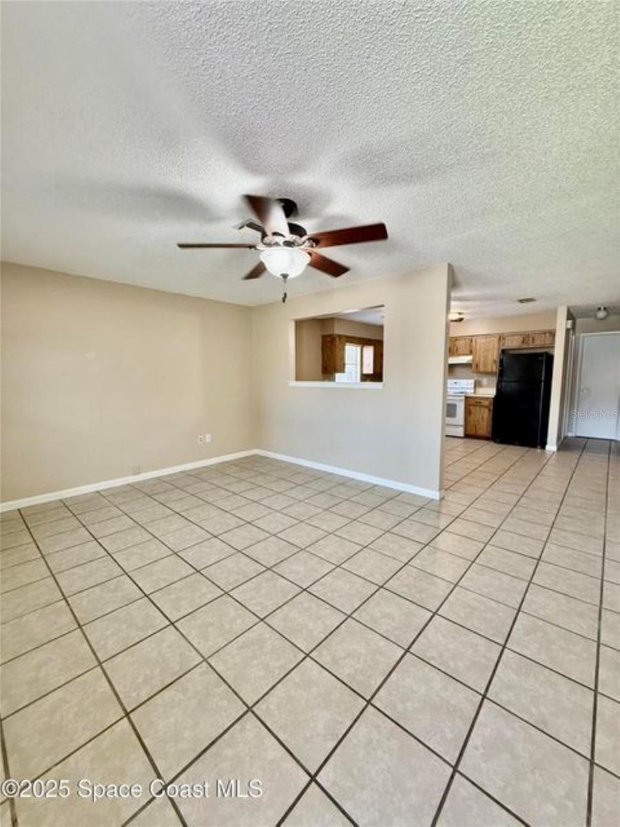 Image 6 of 57 For 55 Towne Place