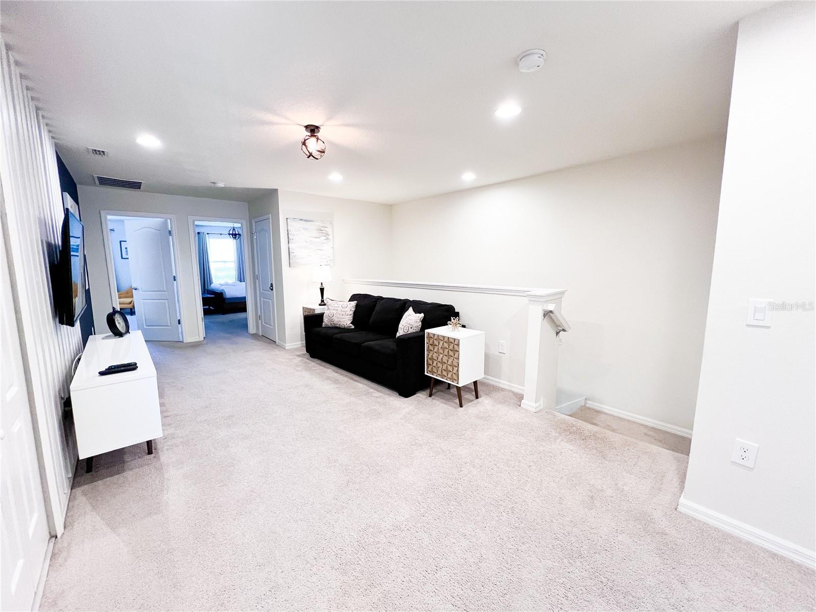 Image 32 of 56 For 2442 Dubai Street