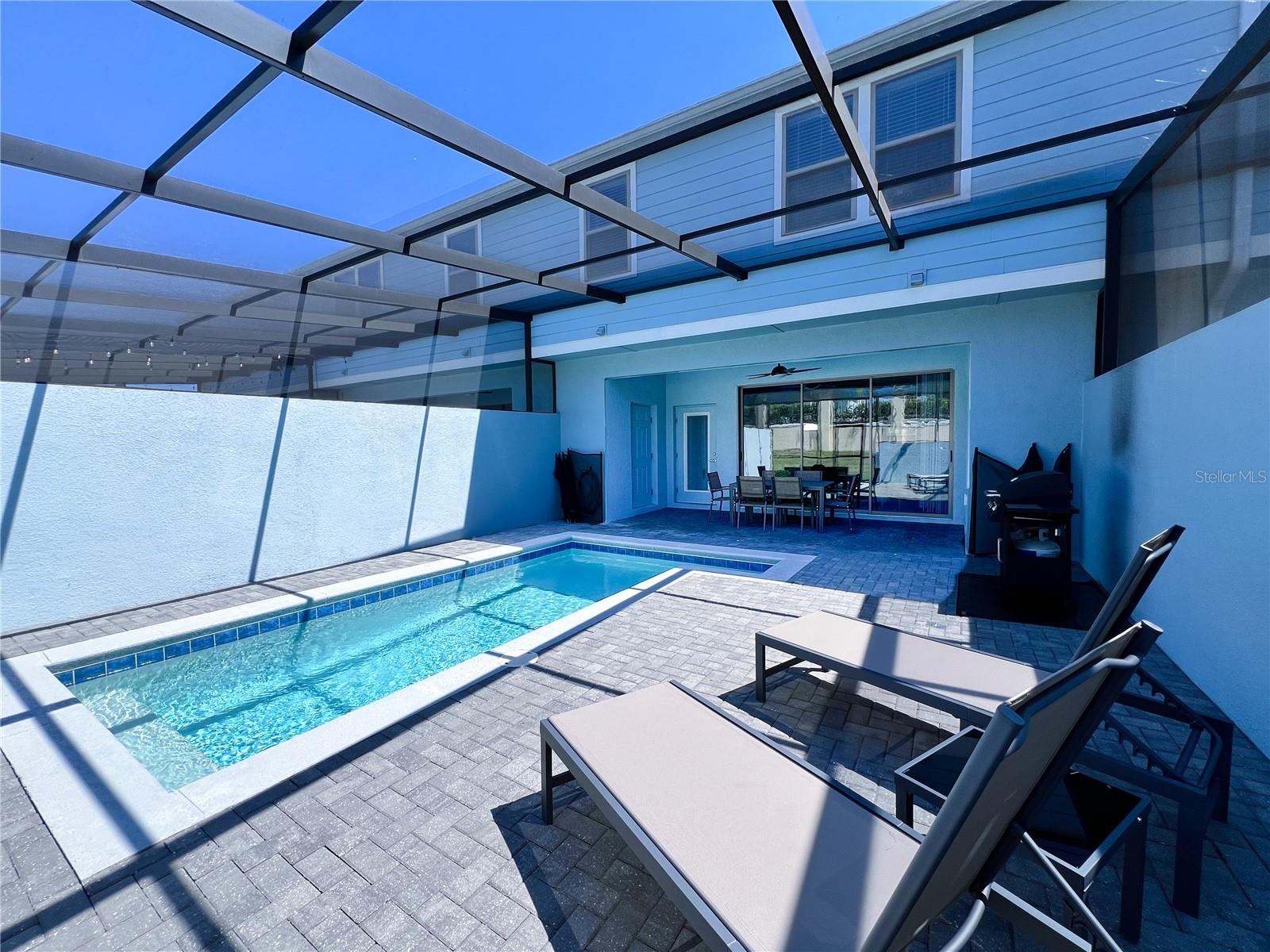 Image 50 of 56 For 2442 Dubai Street