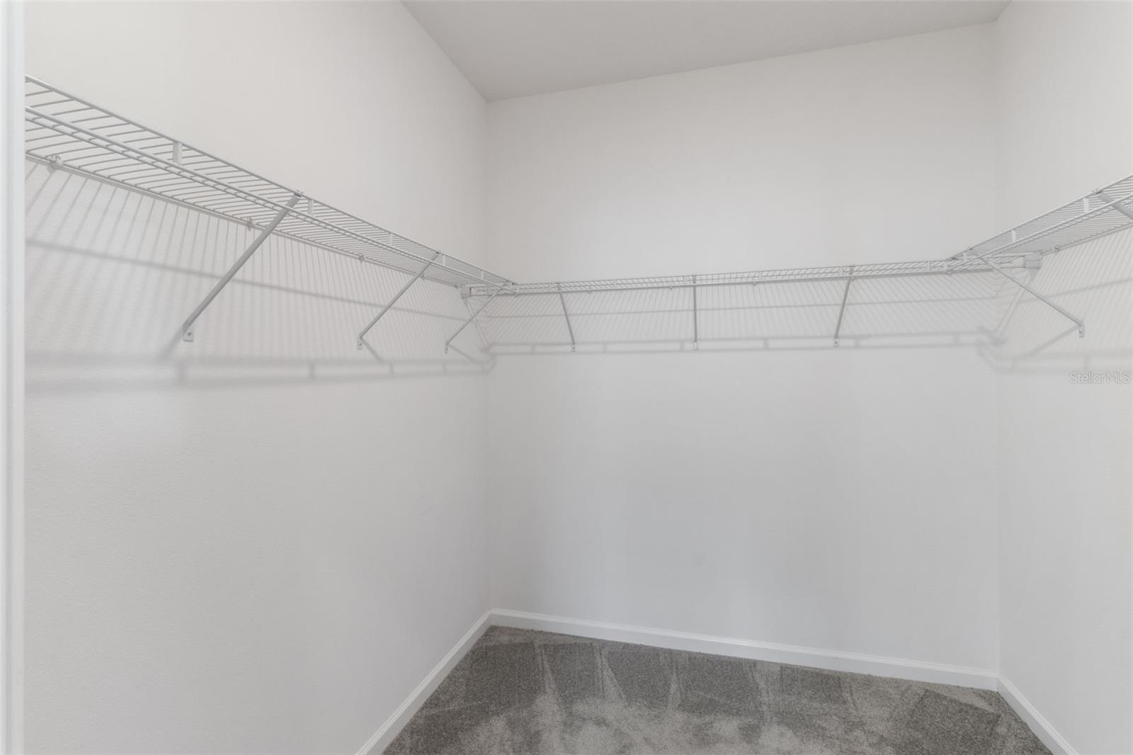 Image 18 of 35 For 1329 Yorkdale Road