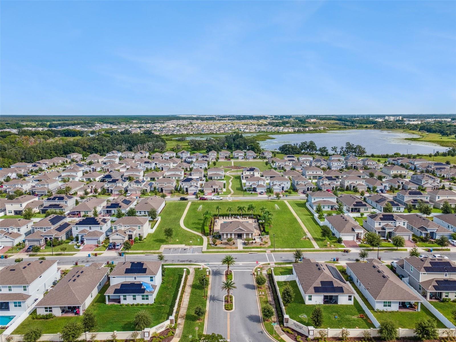 Image 31 of 35 For 1329 Yorkdale Road