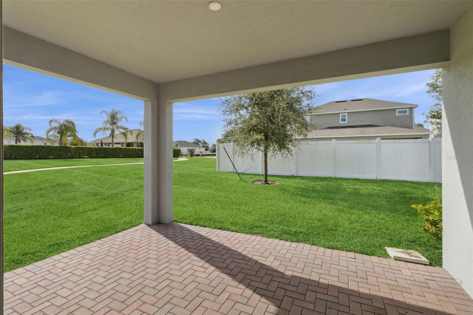 Image 9 of 35 For 1329 Yorkdale Road