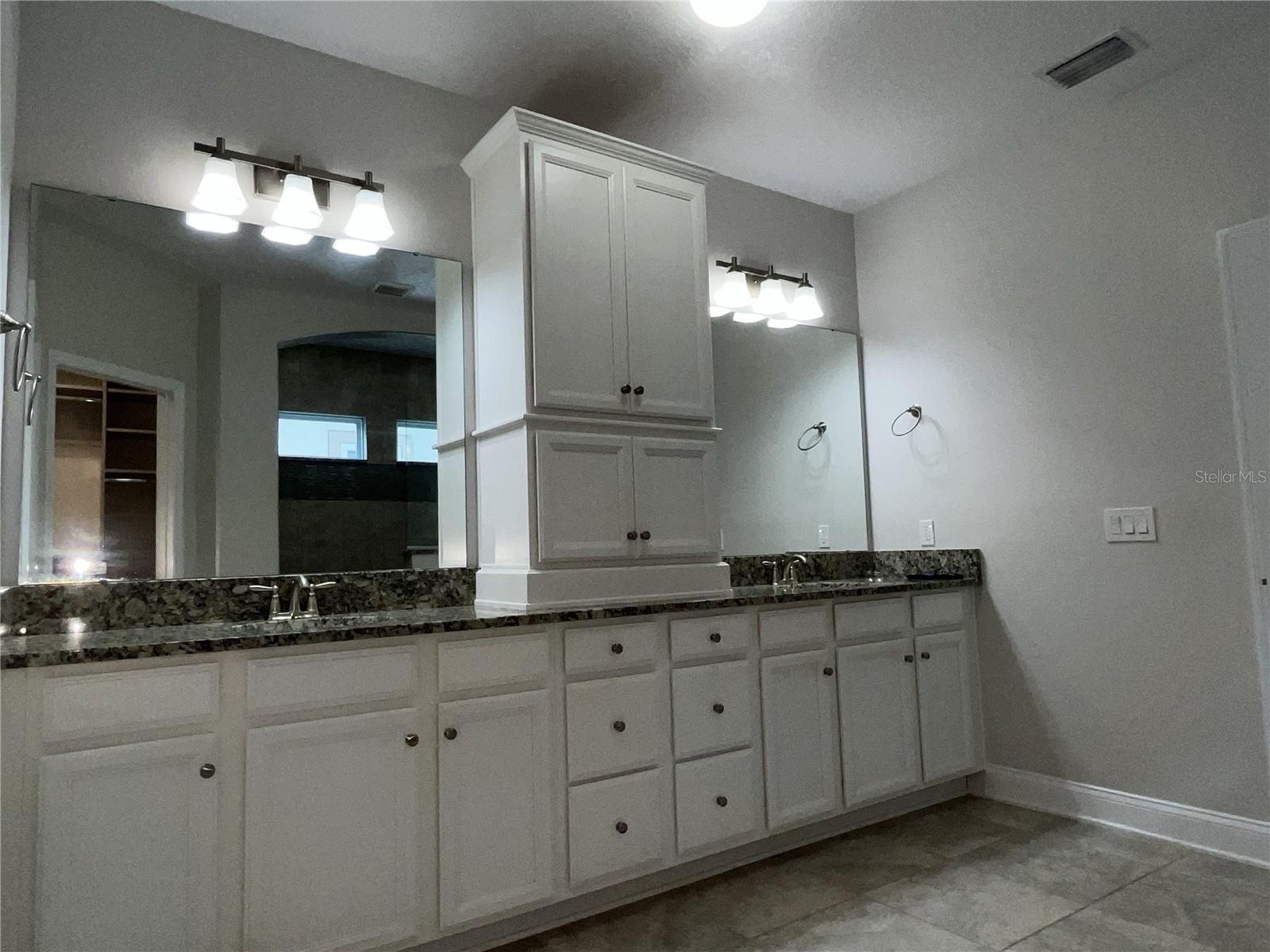 Image 16 of 29 For 774 Candlebrush Lane