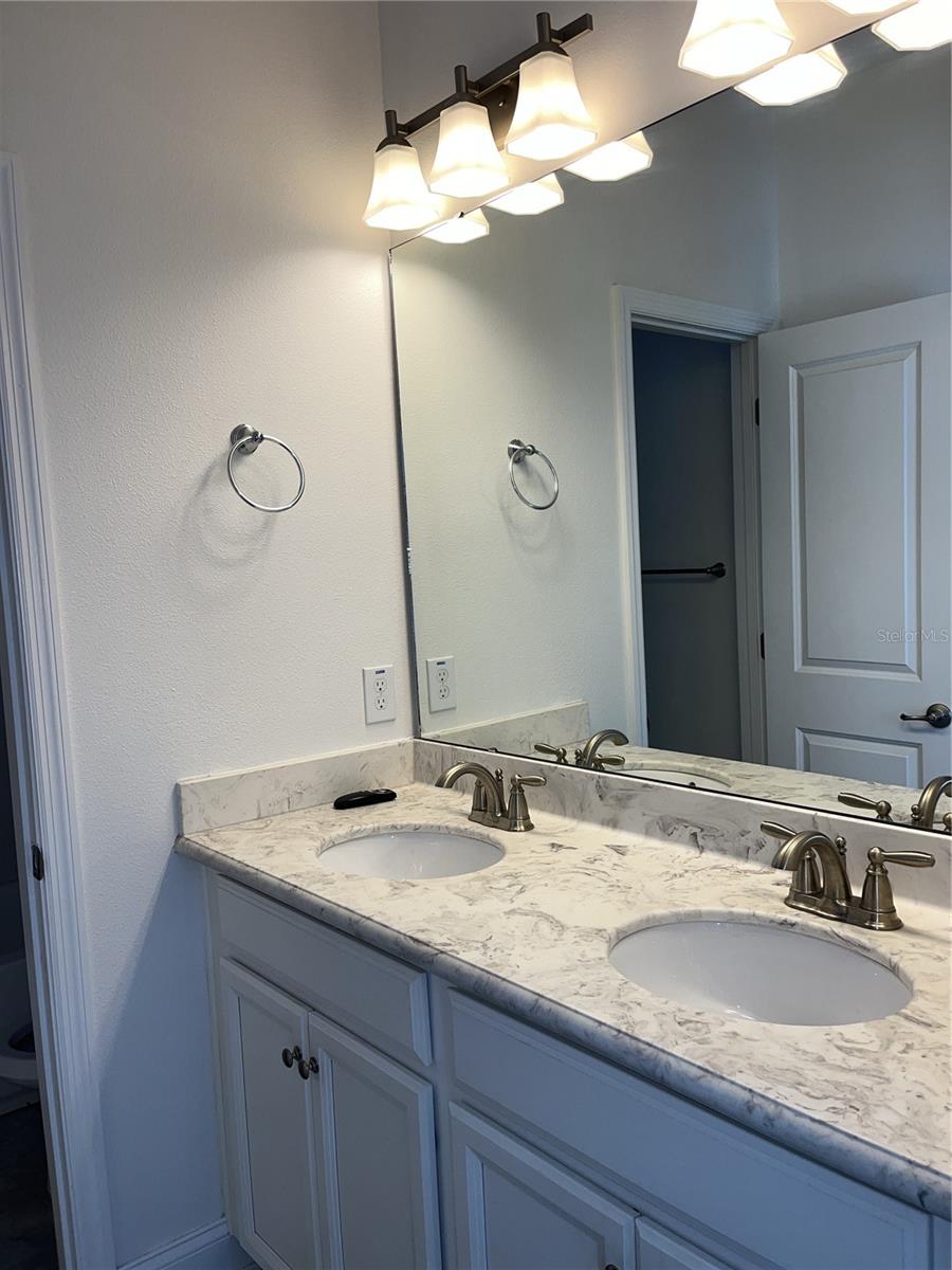 Image 34 of 40 For 774 Candlebrush Lane