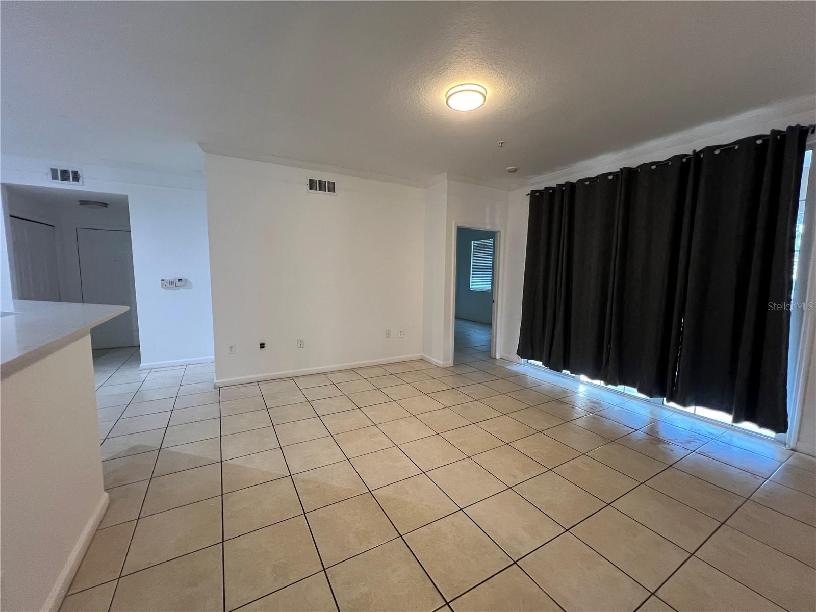 Image 10 of 23 For 6685 Queens Borough Avenue 101