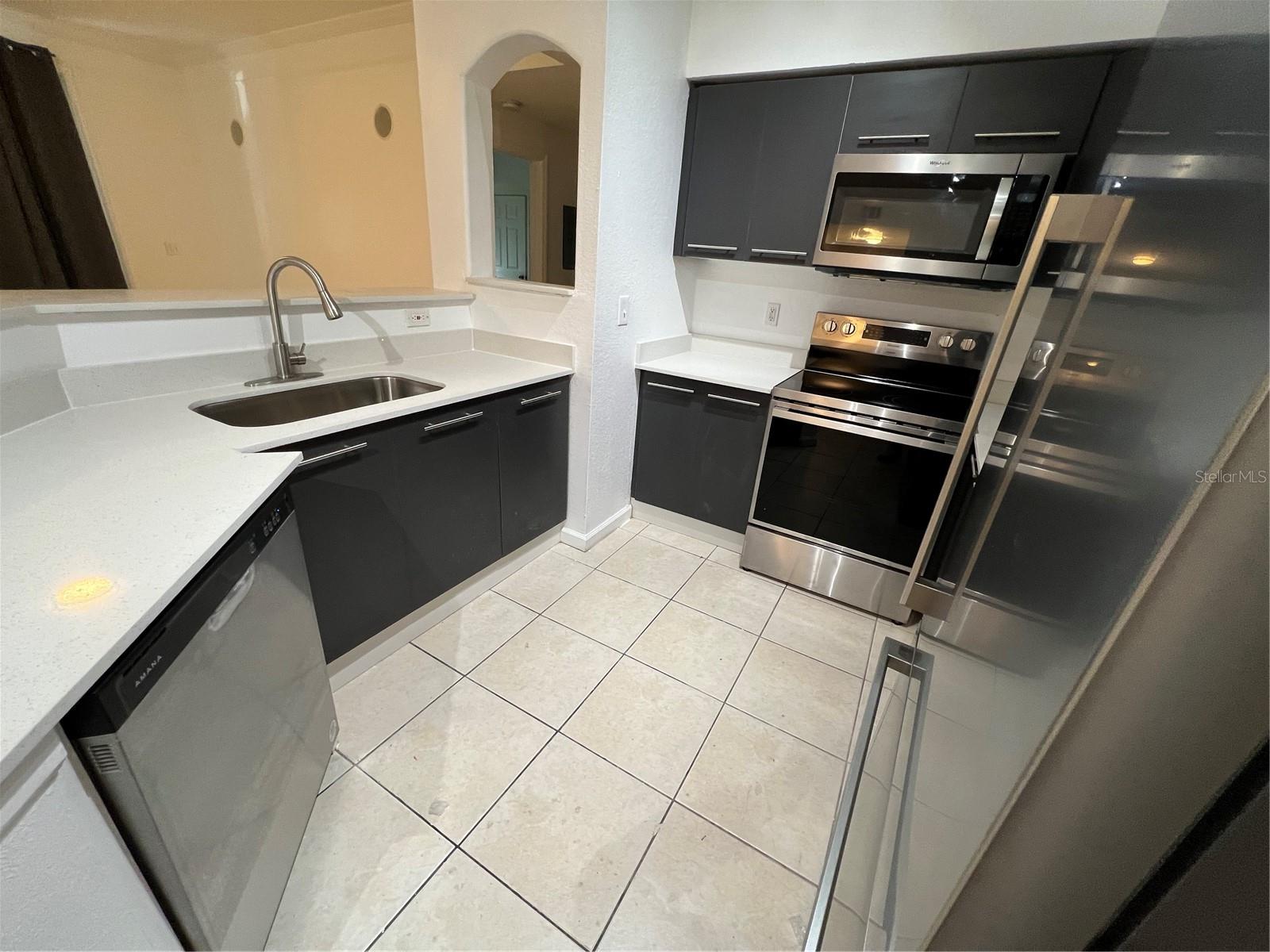 Image 4 of 23 For 6685 Queens Borough Avenue 101