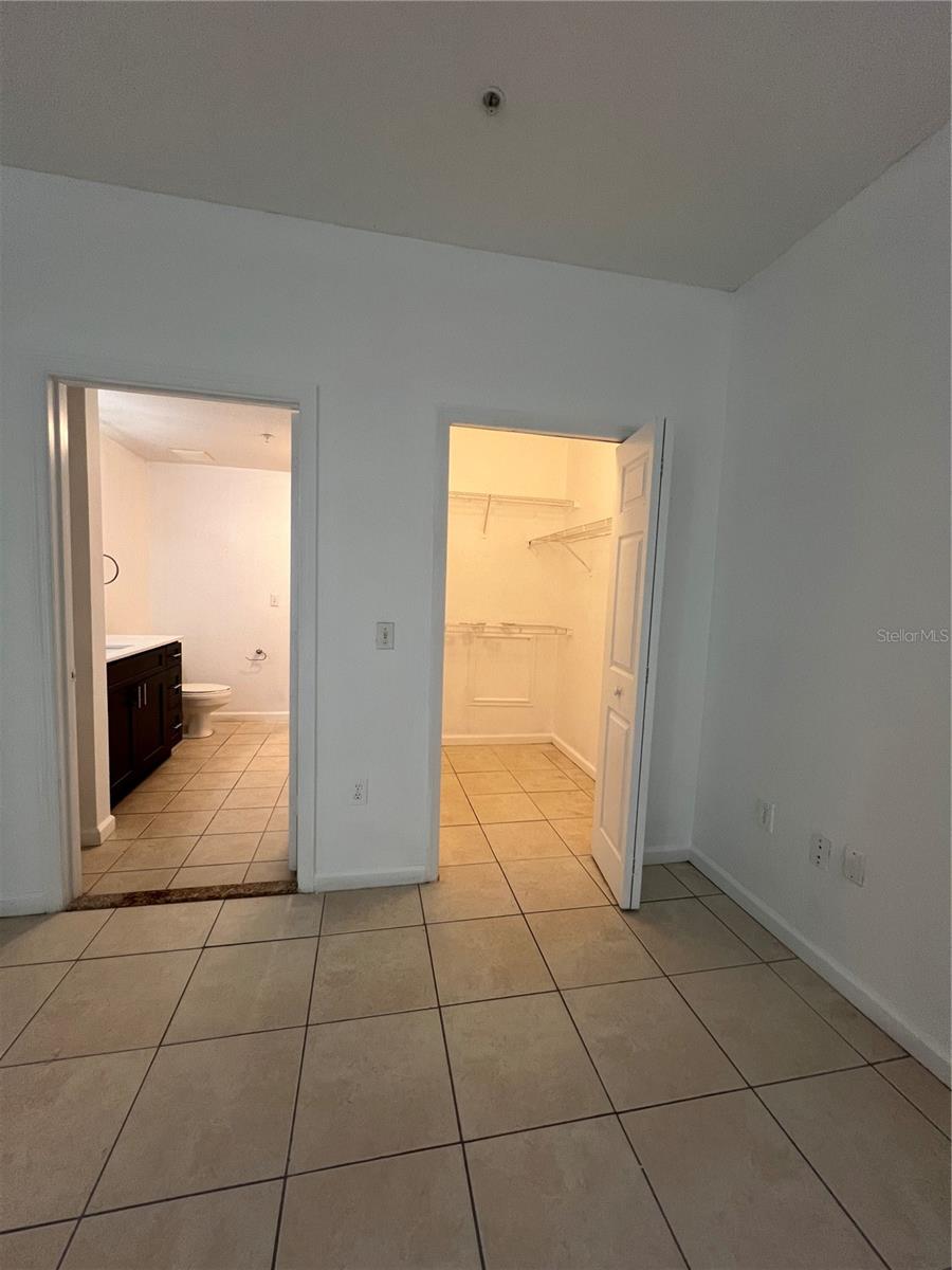Image 8 of 23 For 6685 Queens Borough Avenue 101