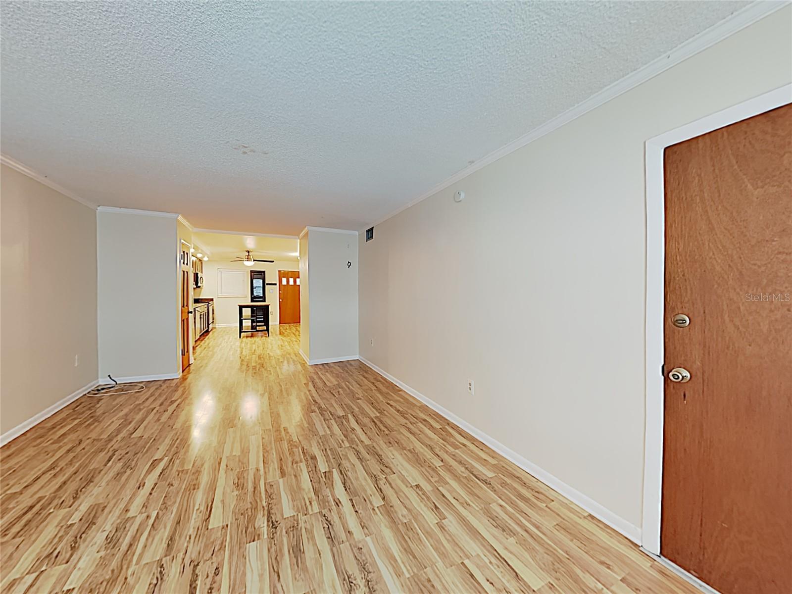 Image 3 of 15 For 2500 Lee Road 105