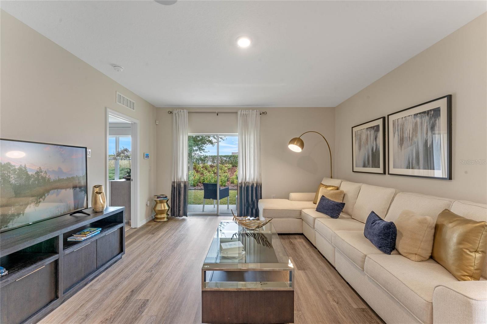Image 10 of 34 For 3421 Briarwood Grove Drive
