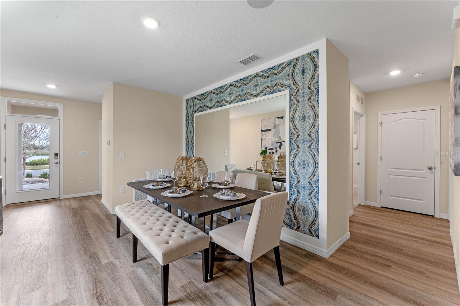 Image 4 of 34 For 3421 Briarwood Grove Drive