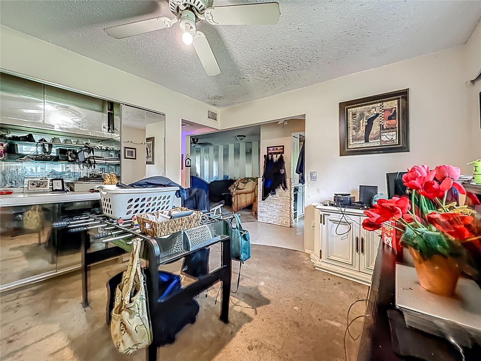Image 6 of 48 For 1380 Mission Circle