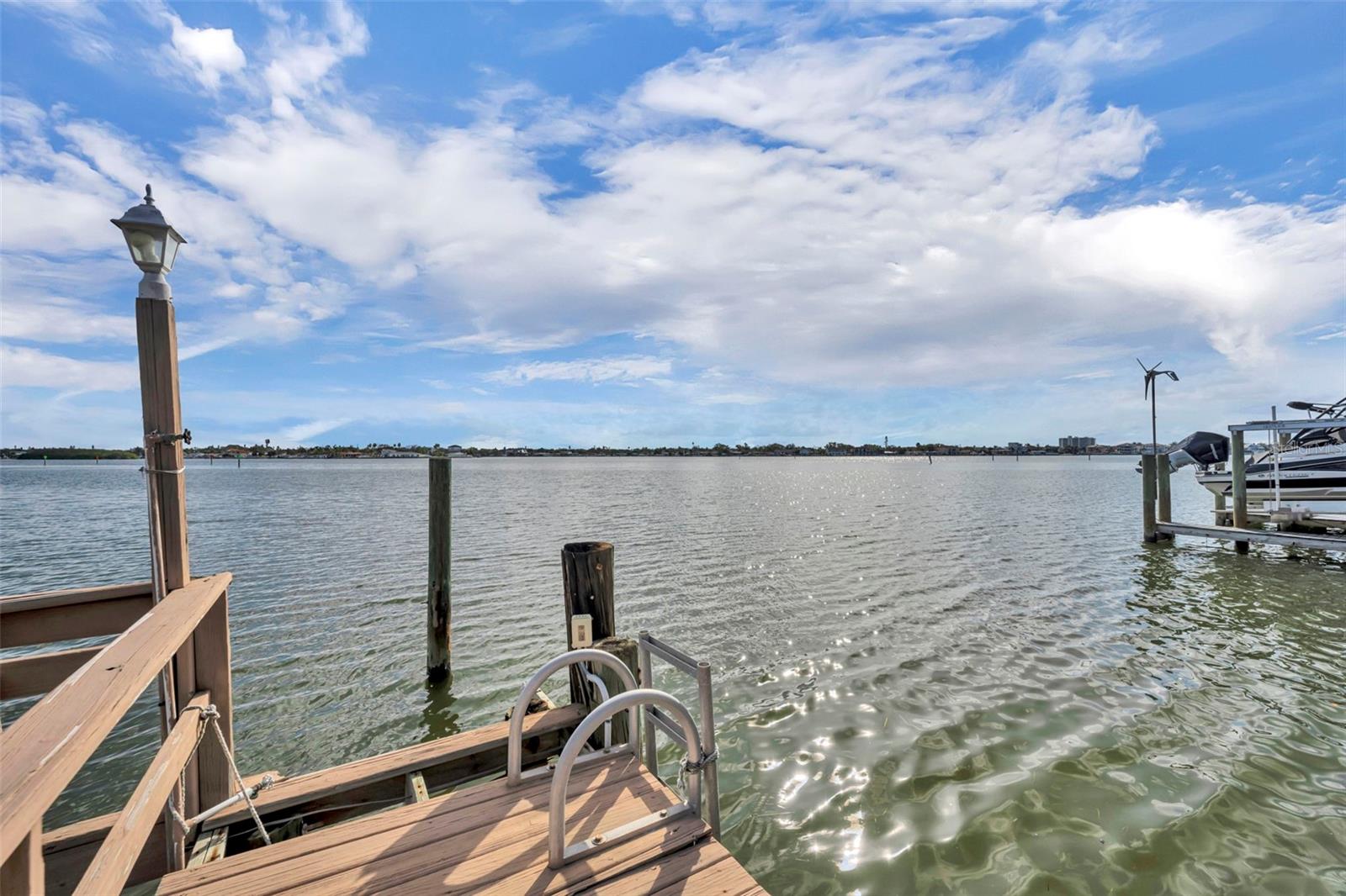 Image 11 of 24 For 6960 Shore Drive S