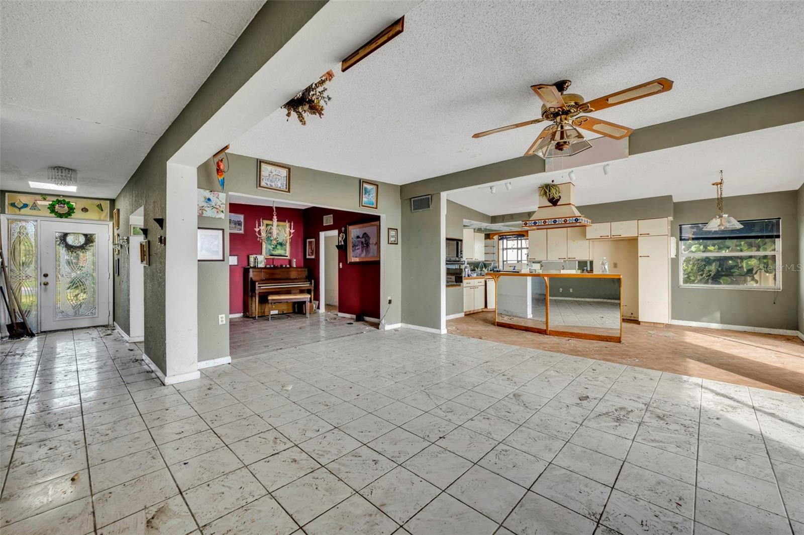 Image 15 of 24 For 6960 Shore Drive S