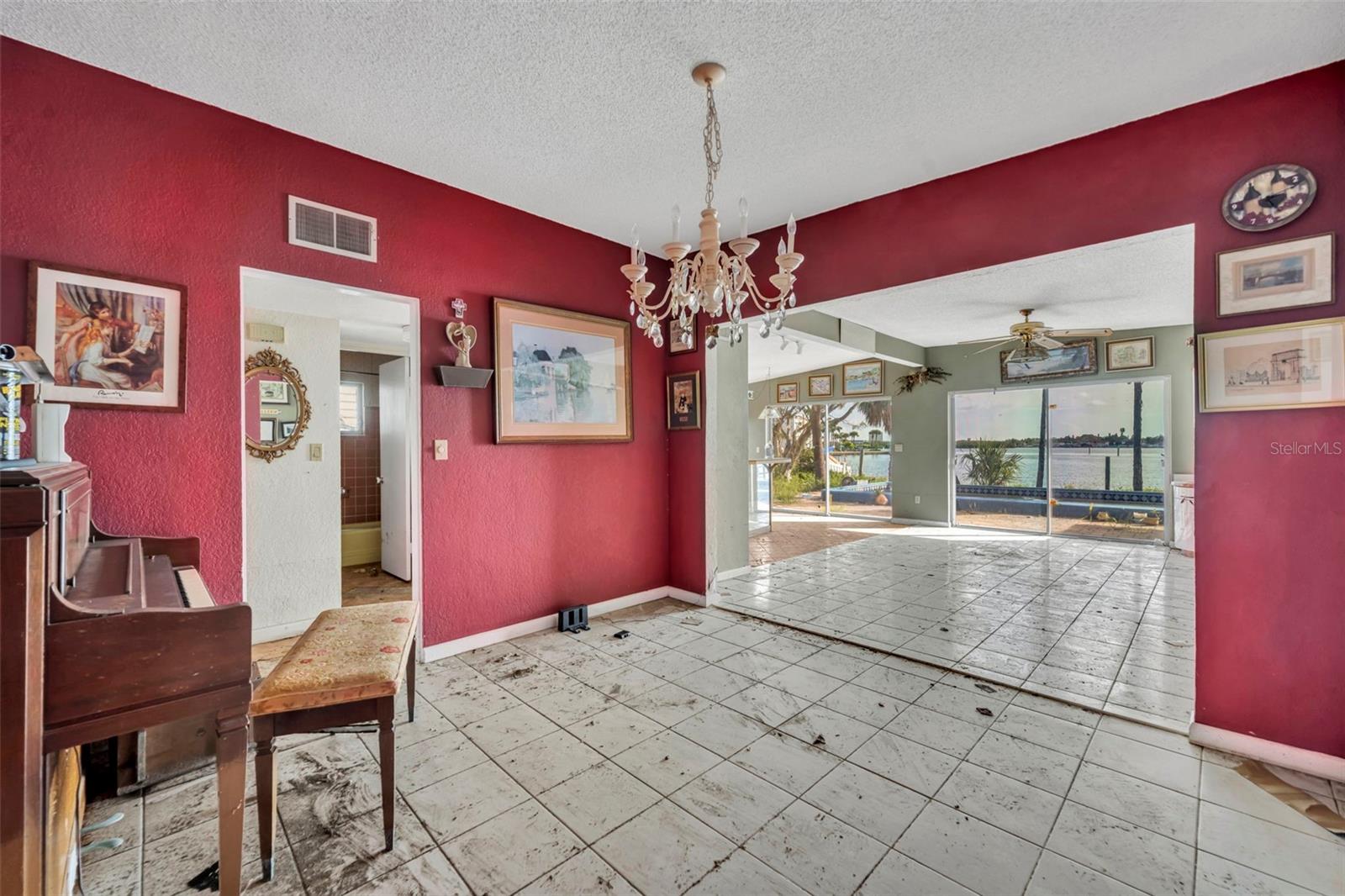 Image 20 of 24 For 6960 Shore Drive S