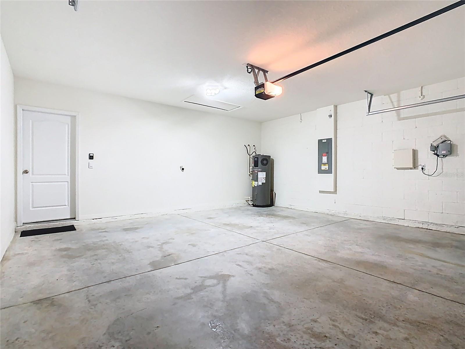 Image 45 of 66 For 2000 Chickasaw Boulevard