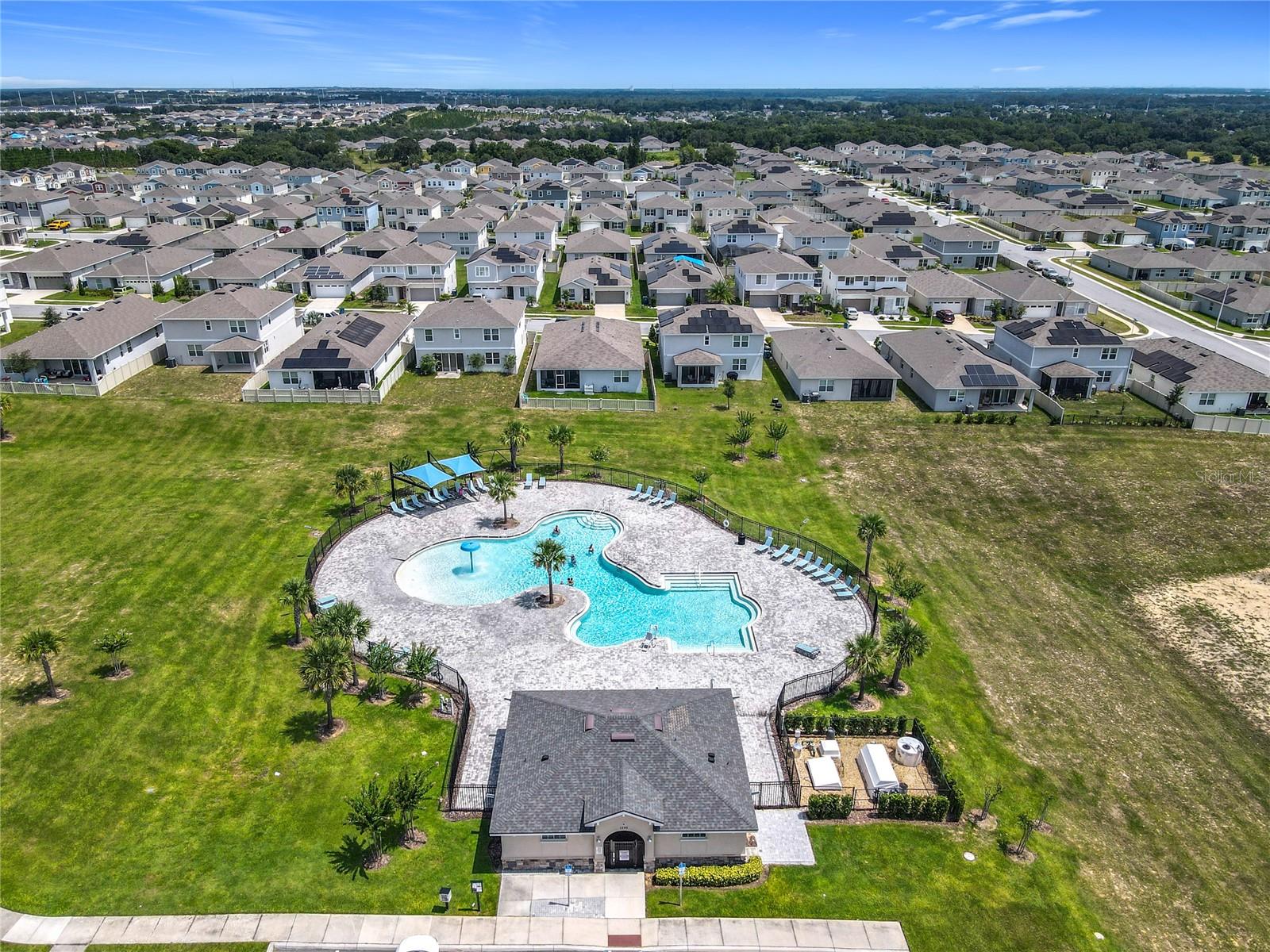 Image 63 of 66 For 2000 Chickasaw Boulevard